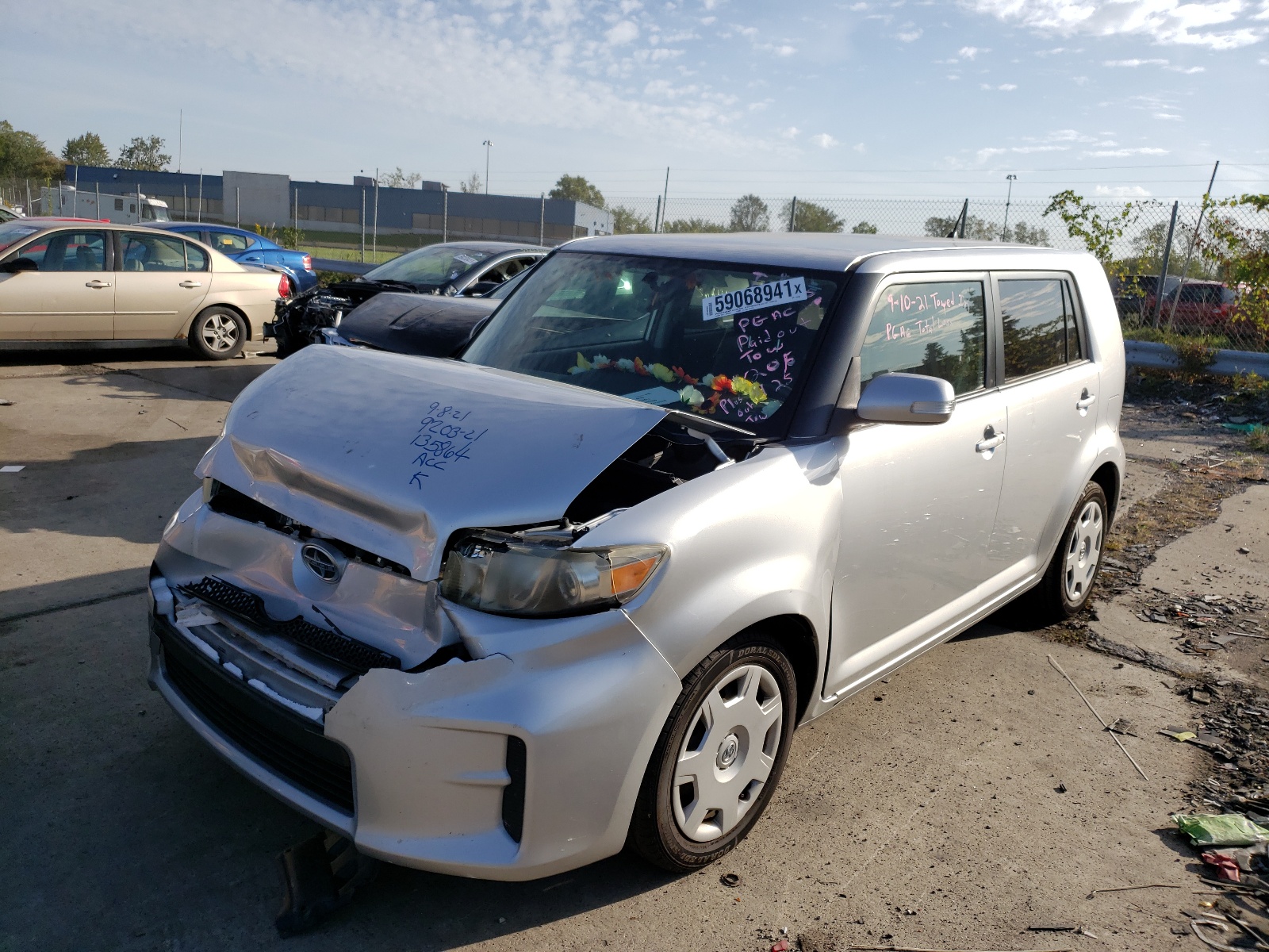 Photo 2 from auction – 2011 TOYOTA SCION XB with VIN JTLZE4FE1B1135864
