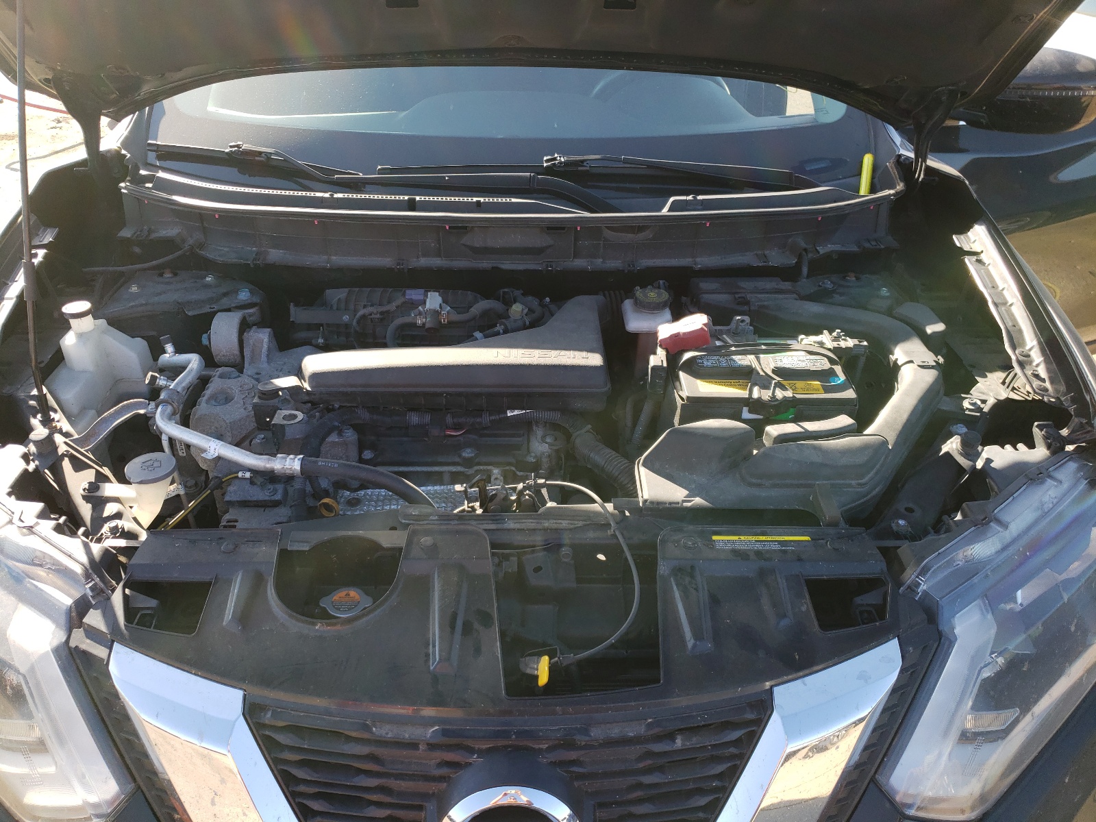 Photo 7 from auction – 2017 NISSAN ROGUE S with VIN KNMAT2MV9HP537188