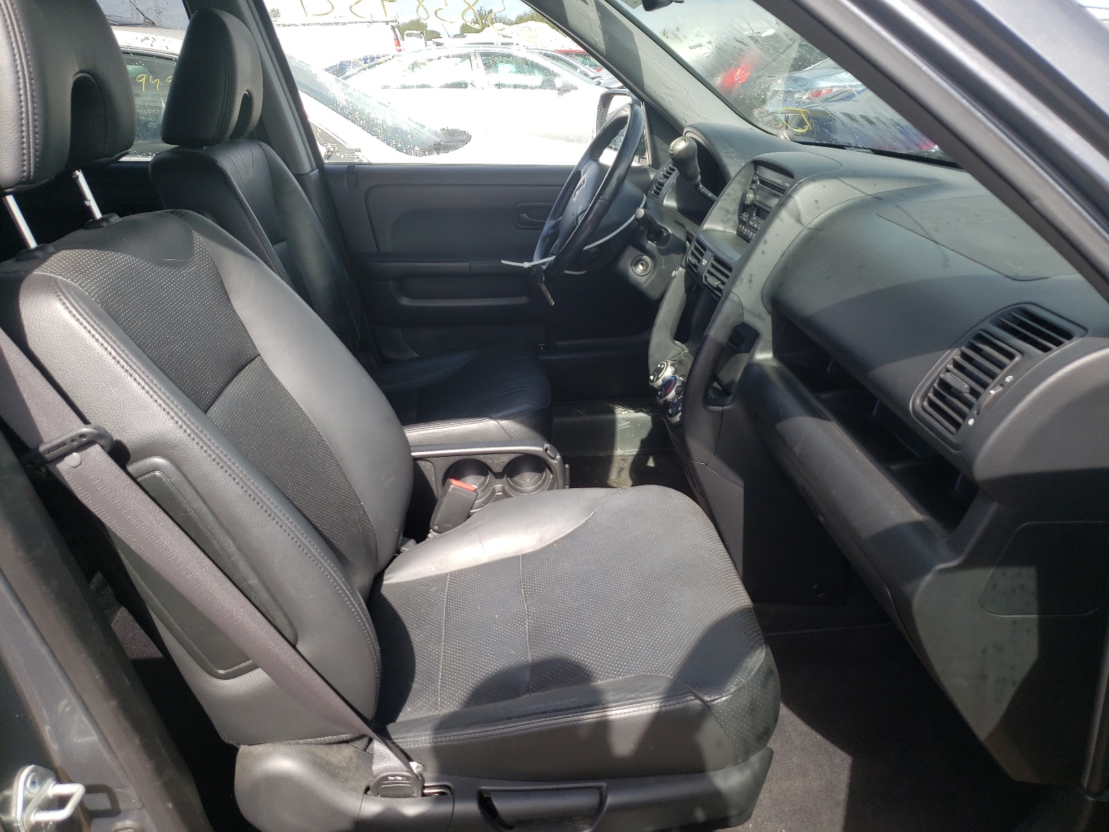 Photo 5 from auction – 2005 HONDA CR-V SE with VIN JHLRD78975C003719