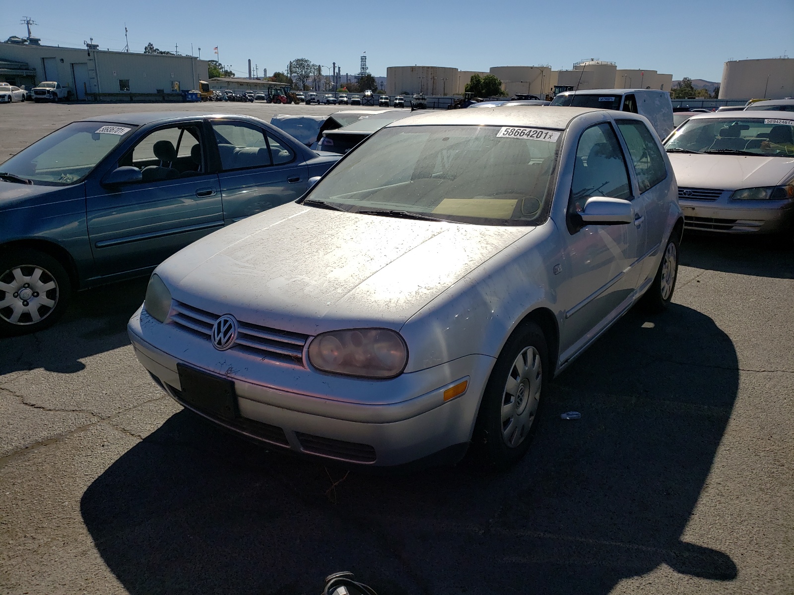 Photo 2 from auction – 2001 VOLKSWAGEN GOLF with VIN WVWBT21J41W178186