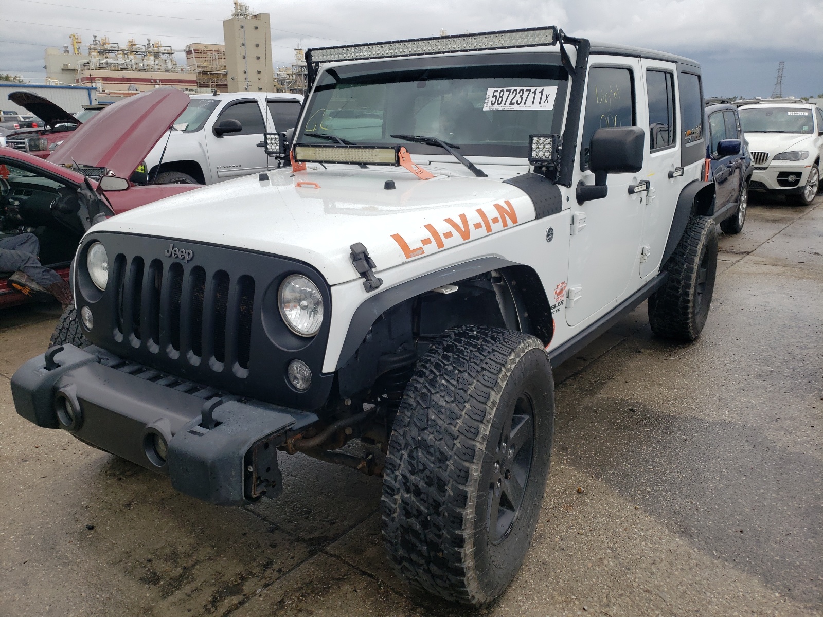 Photo 2 from auction – 2017 JEEP WRANGLER U with VIN 1C4BJWDGXHL624771