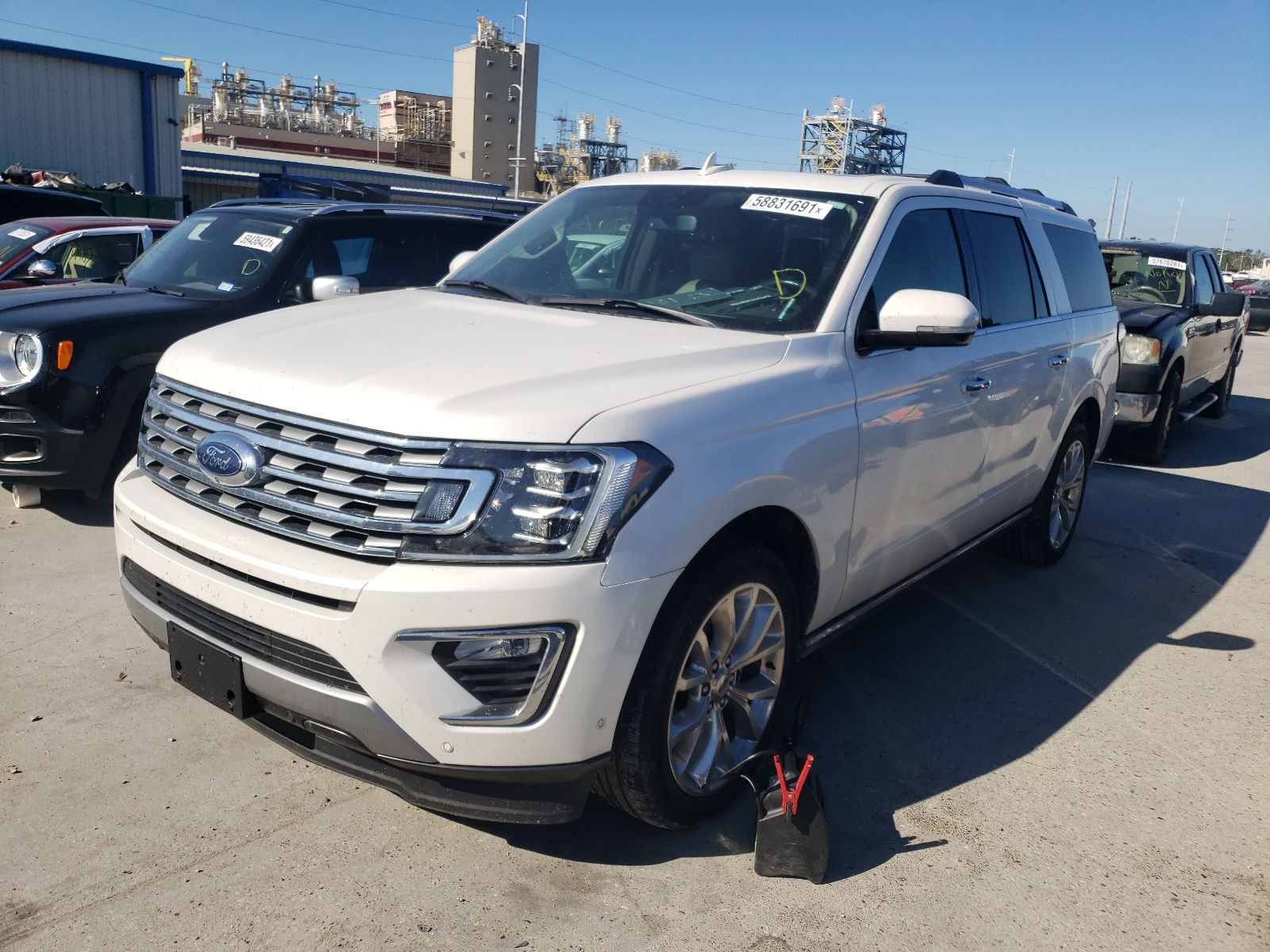 Photo 2 from auction – 2019 FORD EXPEDITION with VIN 1FMJK1KT0KEA64228