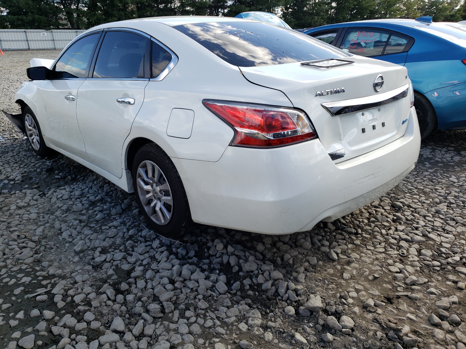 Photo 3 from auction – 2014 NISSAN ALTIMA 2.5 with VIN 1N4AL3AP6EN376145