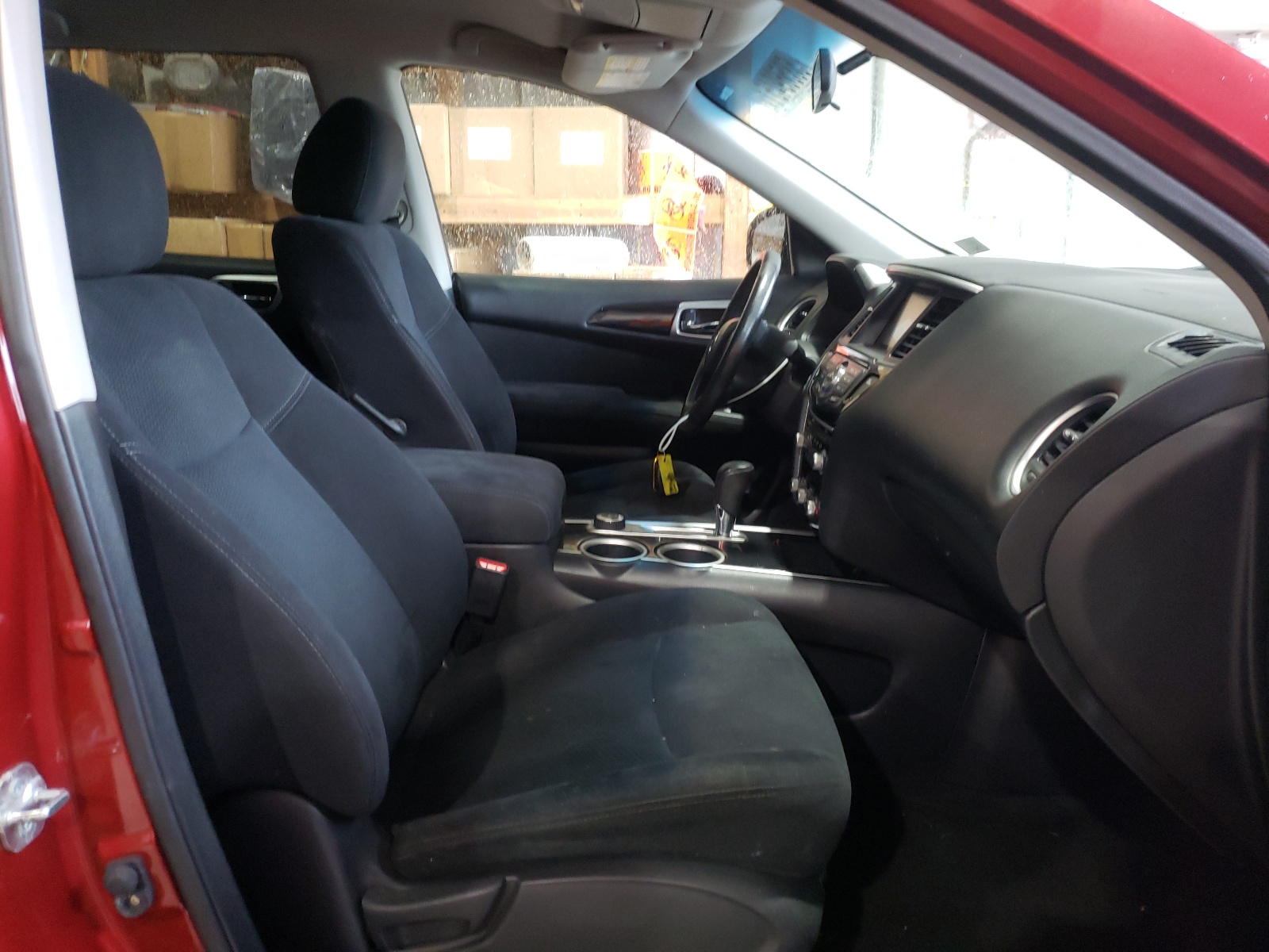 Photo 5 from auction – 2013 NISSAN PATHFINDER with VIN 5N1AR2MM1DC604031