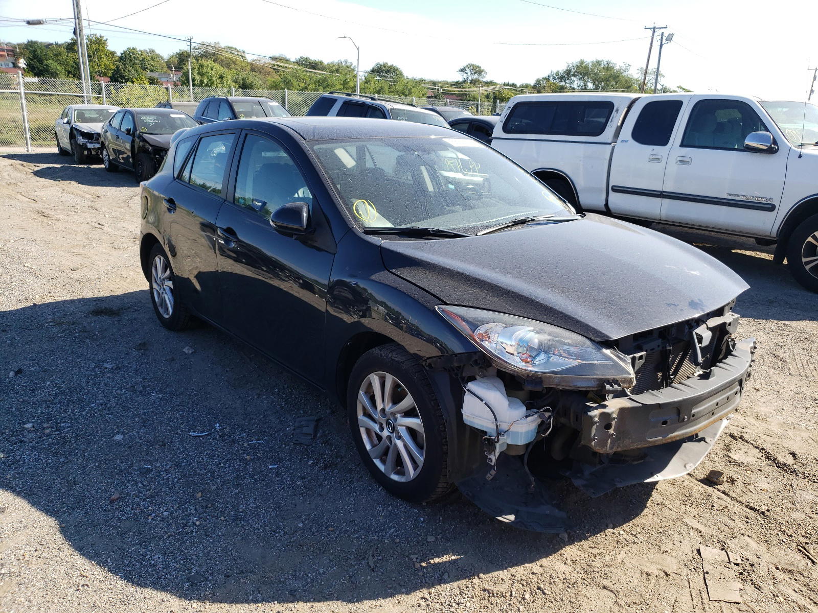 MAZDA 3 I 2013 with VIN JM1BL1MP4D1789895 - Photo from auction