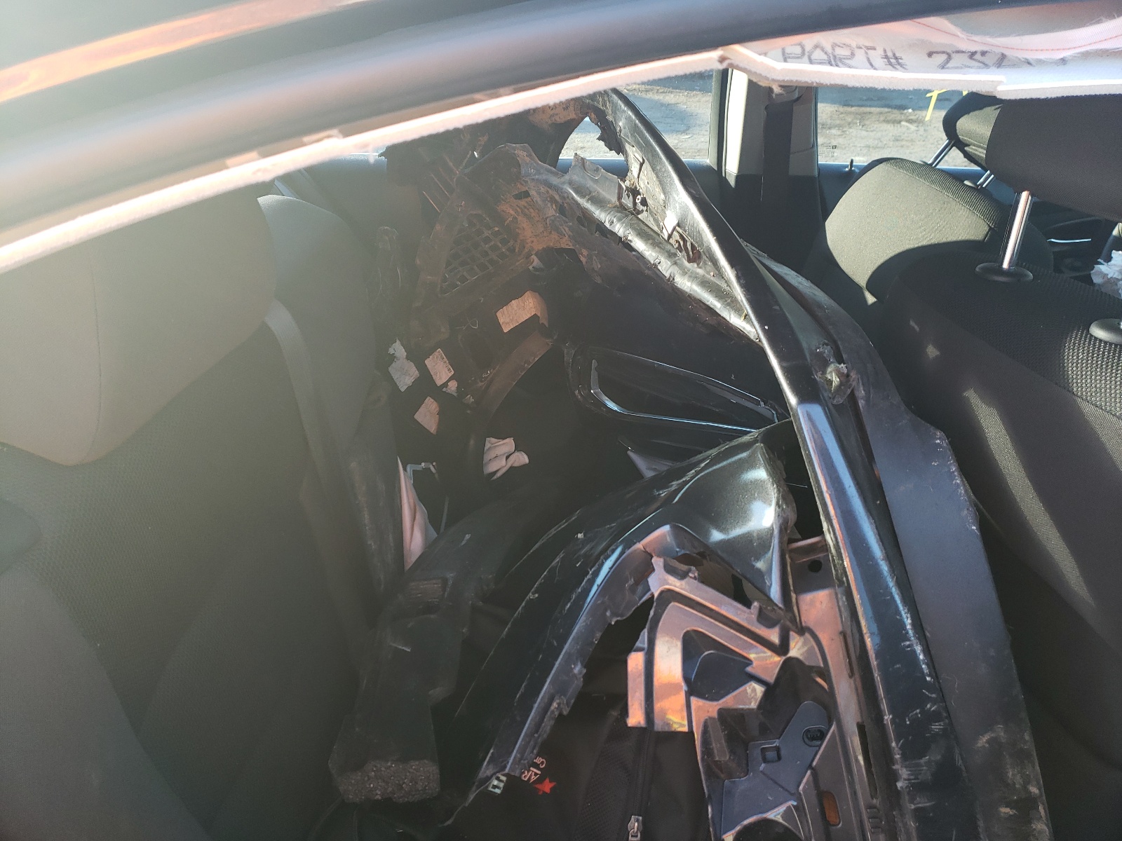 Photo 6 from auction – 2015 CHEVROLET CRUZE LT with VIN 1G1PC5SB2F7161296