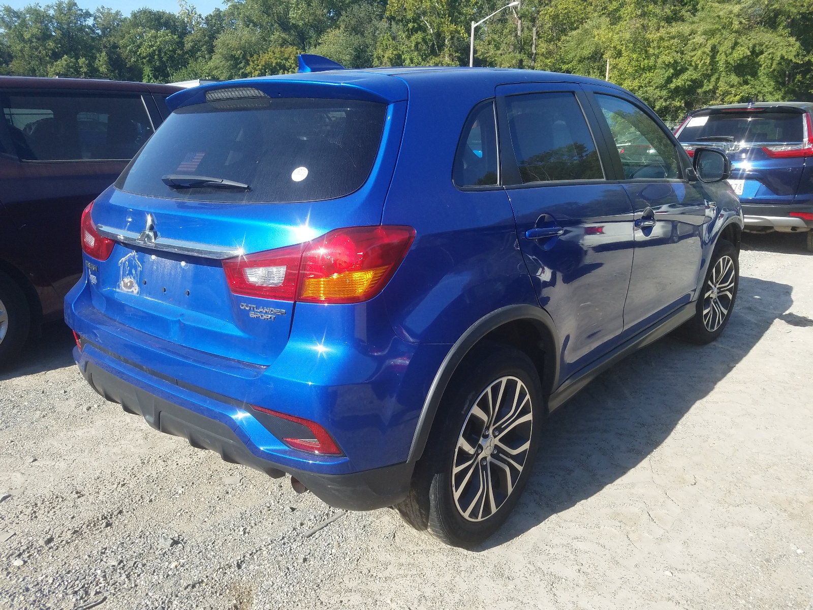 Photo 4 from auction – 2019 MITSUBISHI OUTLANDER with VIN JA4AP3AUXKU014464