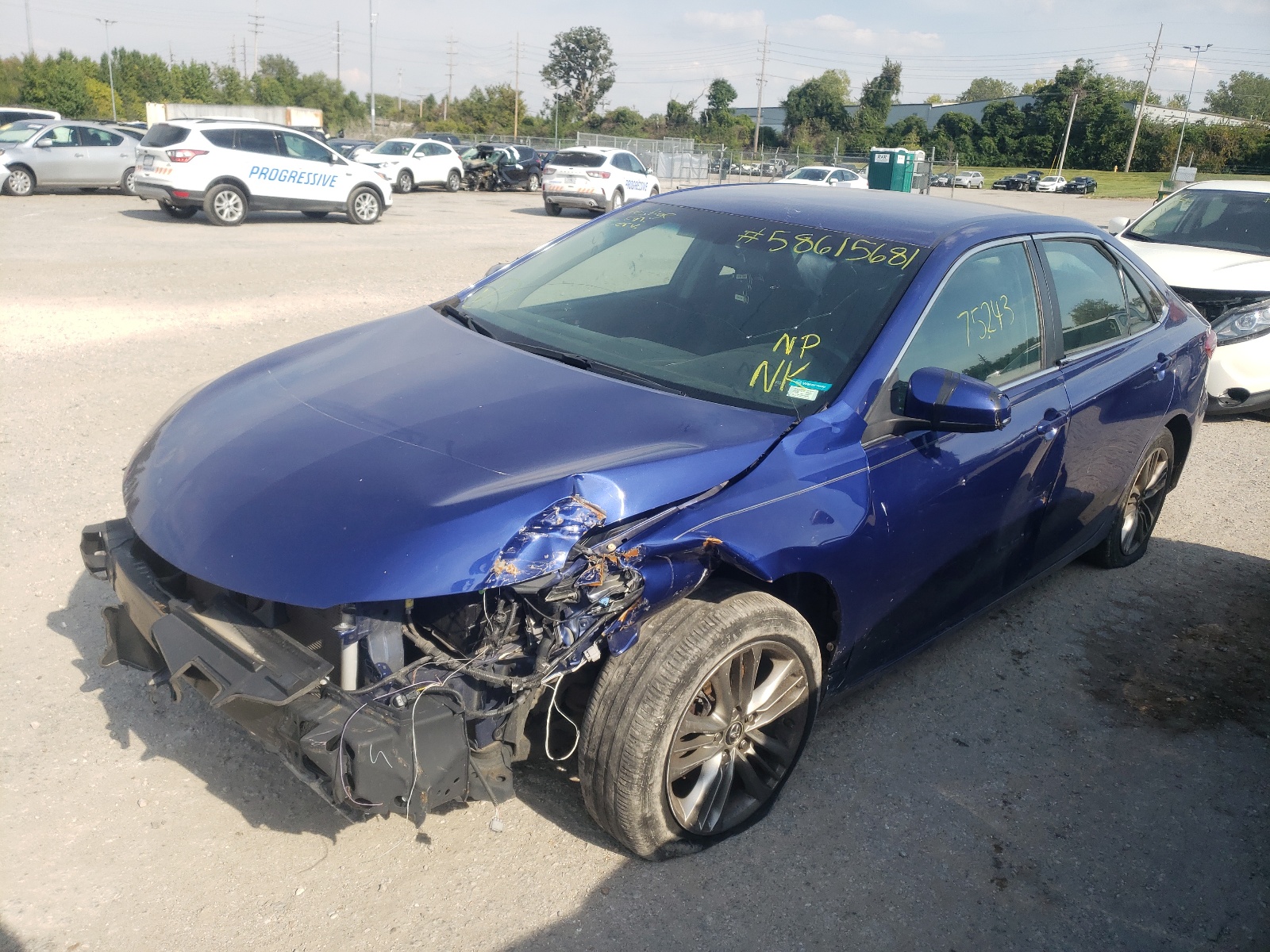 Photo 2 from auction – 2015 TOYOTA CAMRY LE with VIN 4T1BF1FK3FU946936