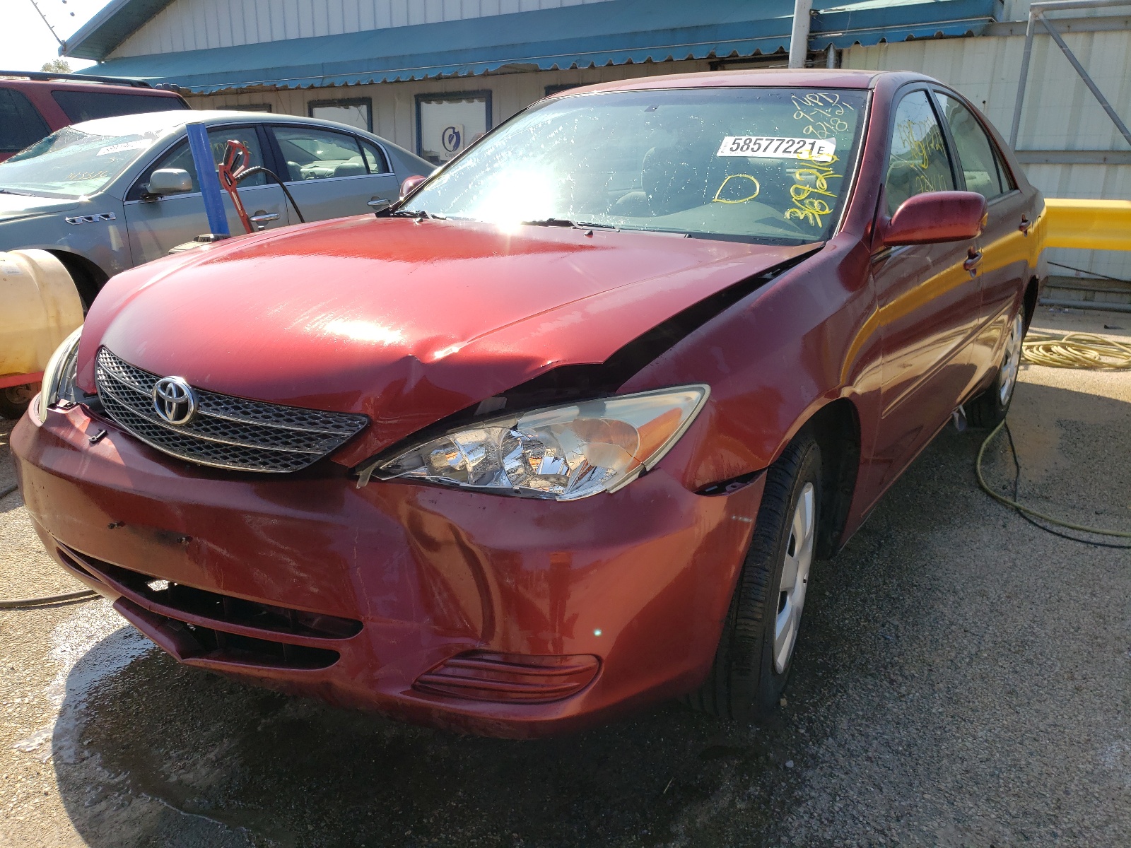 Photo 2 from auction – 2004 TOYOTA CAMRY LE with VIN 4T1BE32K04U369218