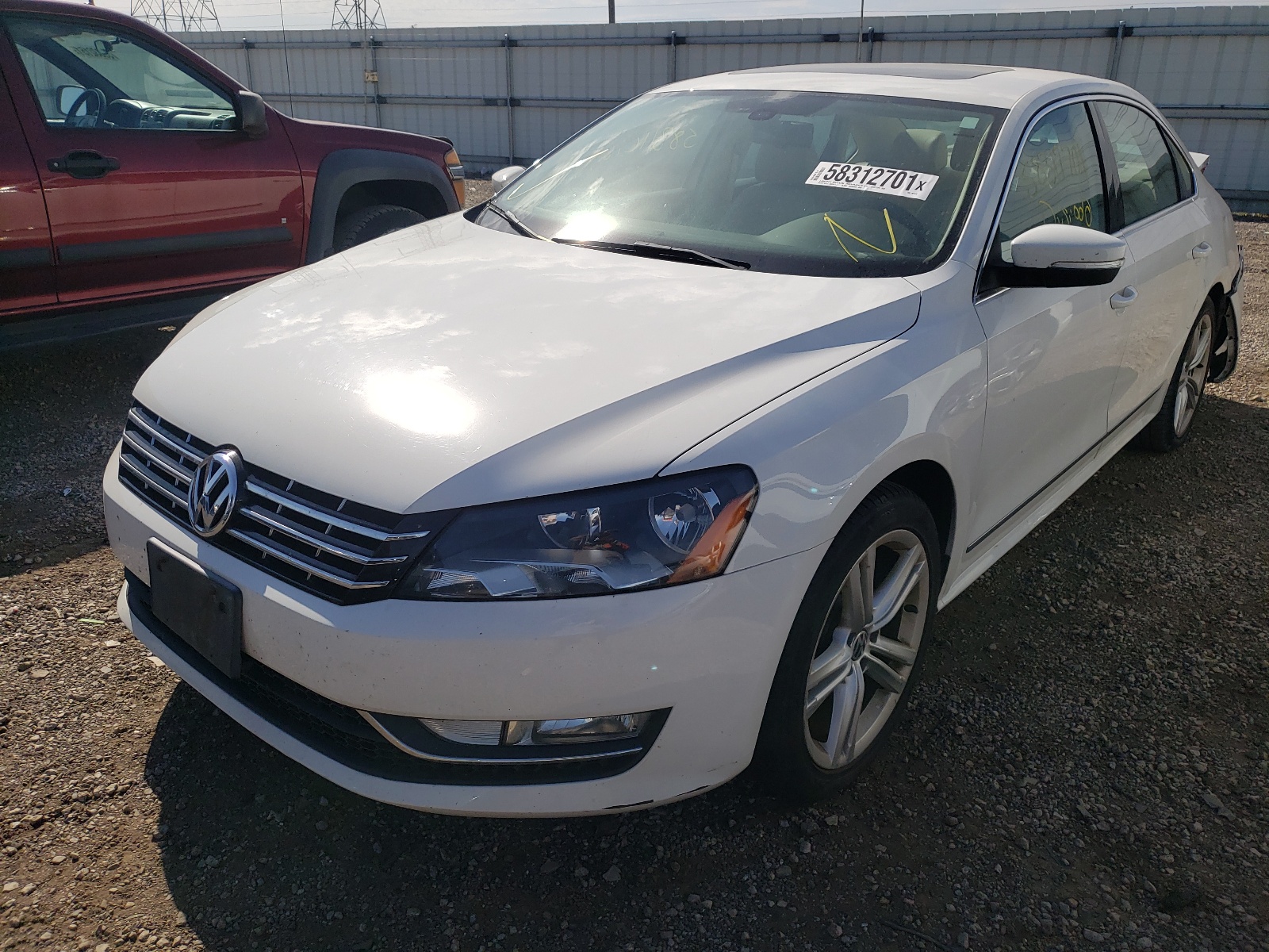 Photo 2 from auction – 2013 VOLKSWAGEN PASSAT SEL with VIN 1VWCM7A3XDC001029