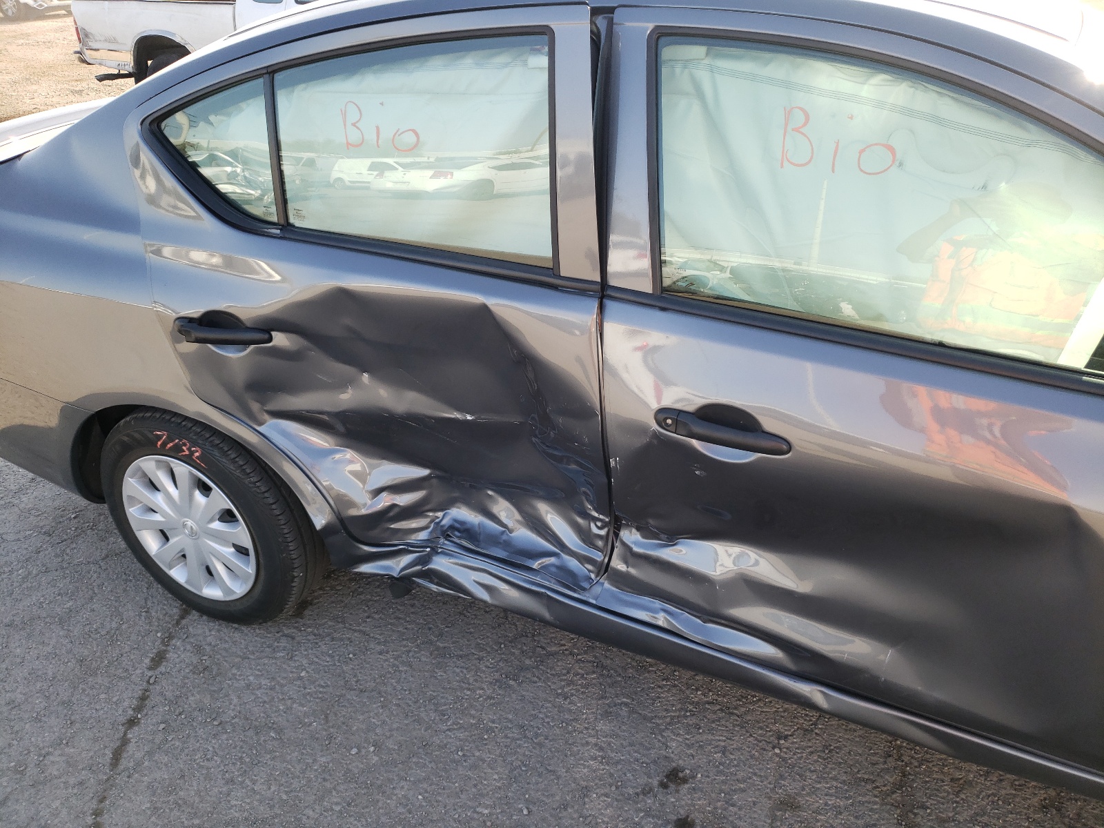 Photo 9 from auction – 2019 NISSAN VERSA S with VIN 3N1CN7AP8KL826929