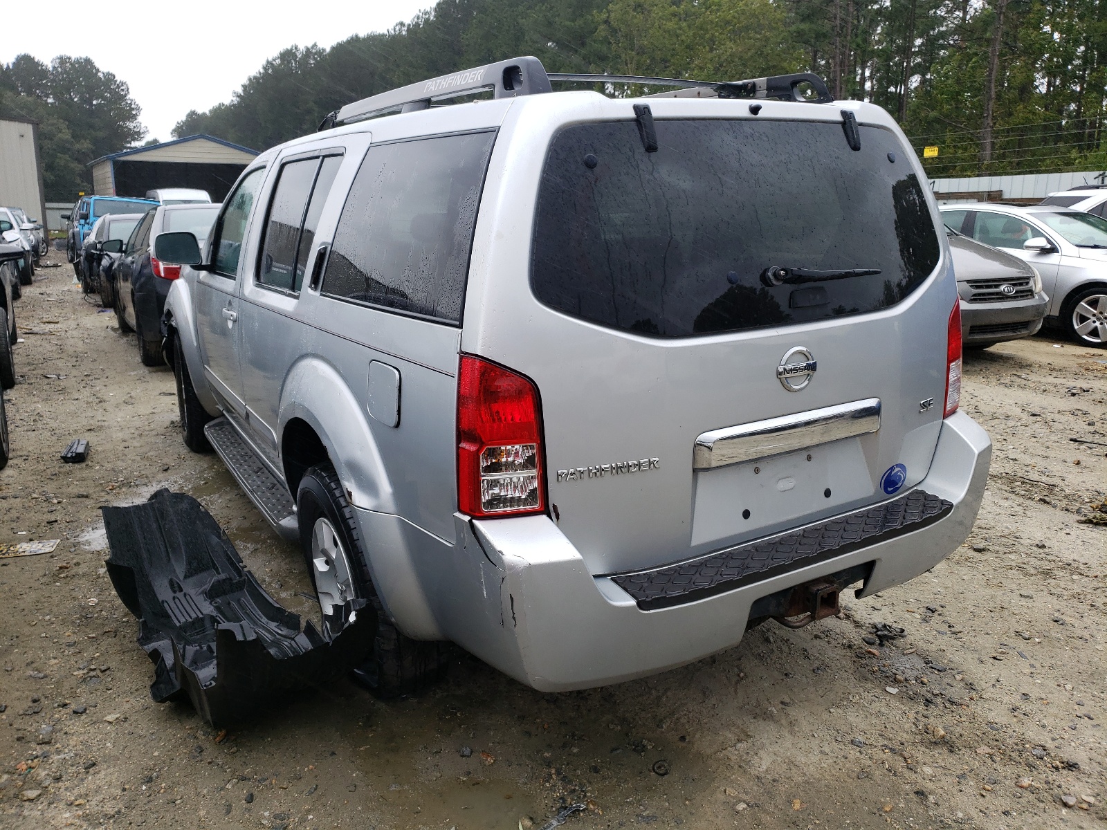 Photo 3 from auction – 2005 NISSAN PATHFINDER with VIN 5N1AR18WX5C732324