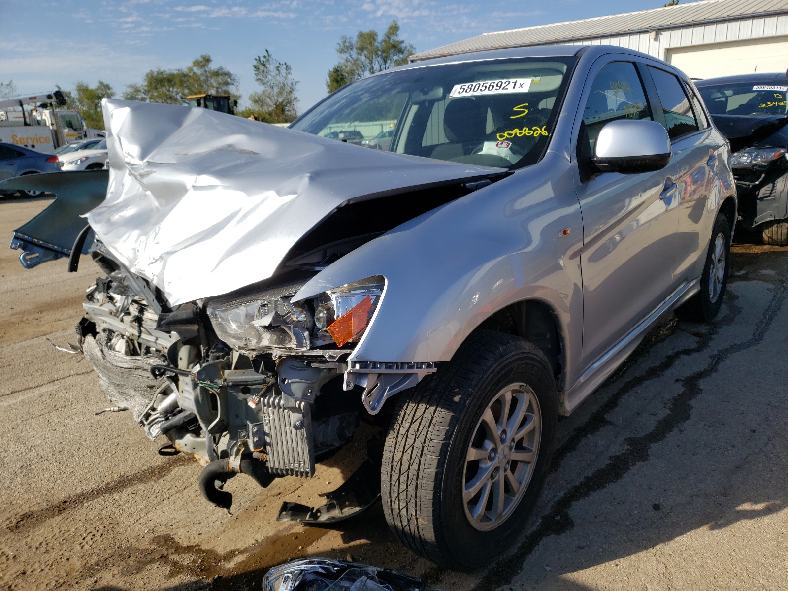 Photo 2 from auction – 2012 MITSUBISHI OUTLANDER with VIN JA4AP3AU4CZ008826
