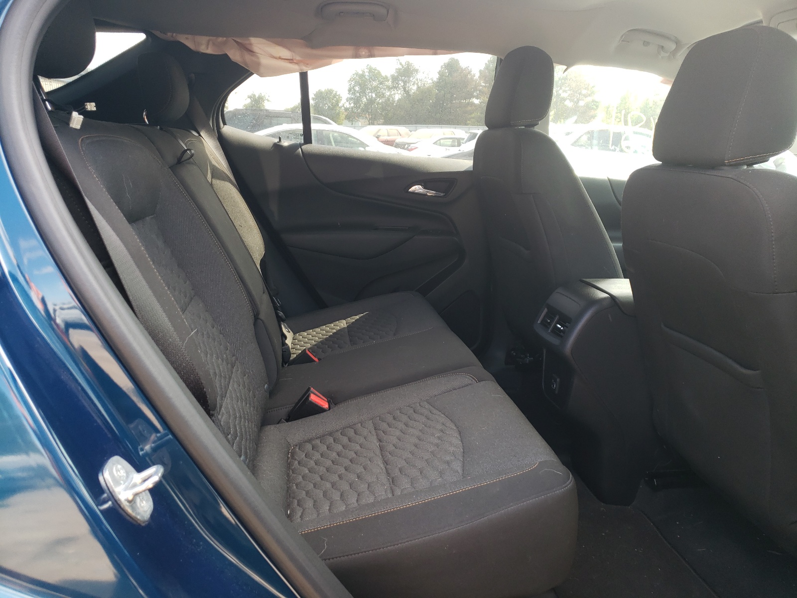 Photo 6 from auction – 2020 CHEVROLET EQUINOX LT with VIN 3GNAXKEV4LL288619