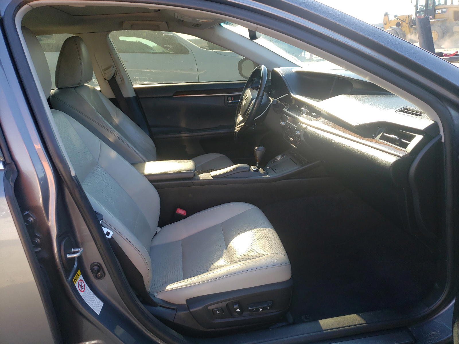 Photo 5 from auction – 2013 LEXUS ES 350 with VIN JTHBK1GG4D2067849