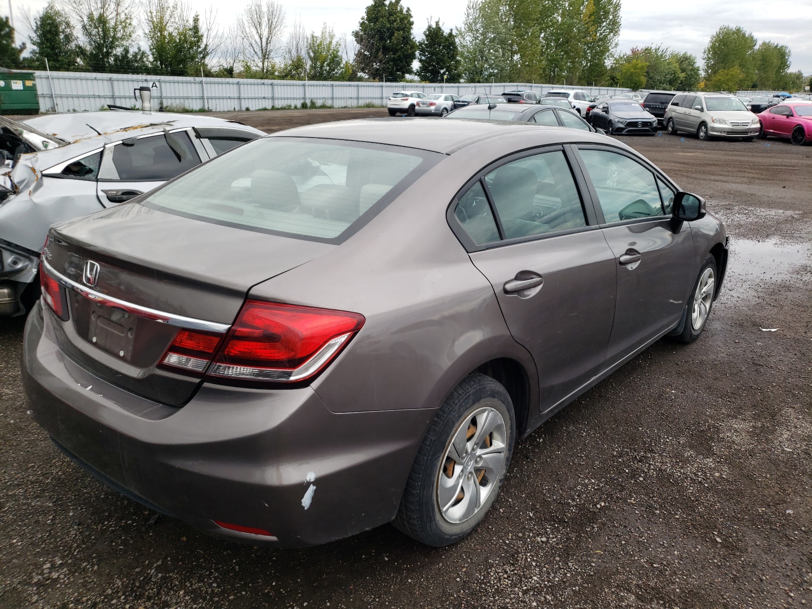 Photo 4 from auction – 2013 HONDA CIVIC LX with VIN 2HGFB2F43DH003701