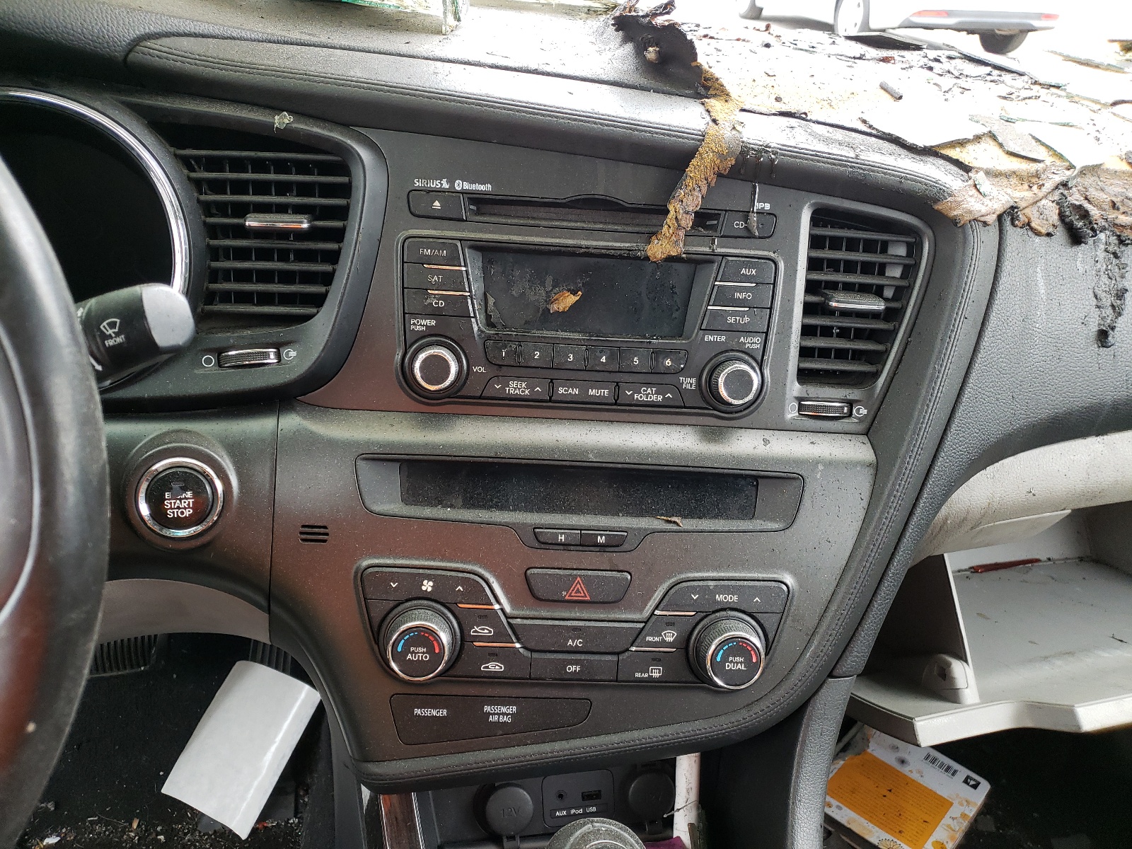 صورة رقم 9 من المزاد - 2012 KIA OPTIMA EX مع VIN 5XXGN4A61CG075125
