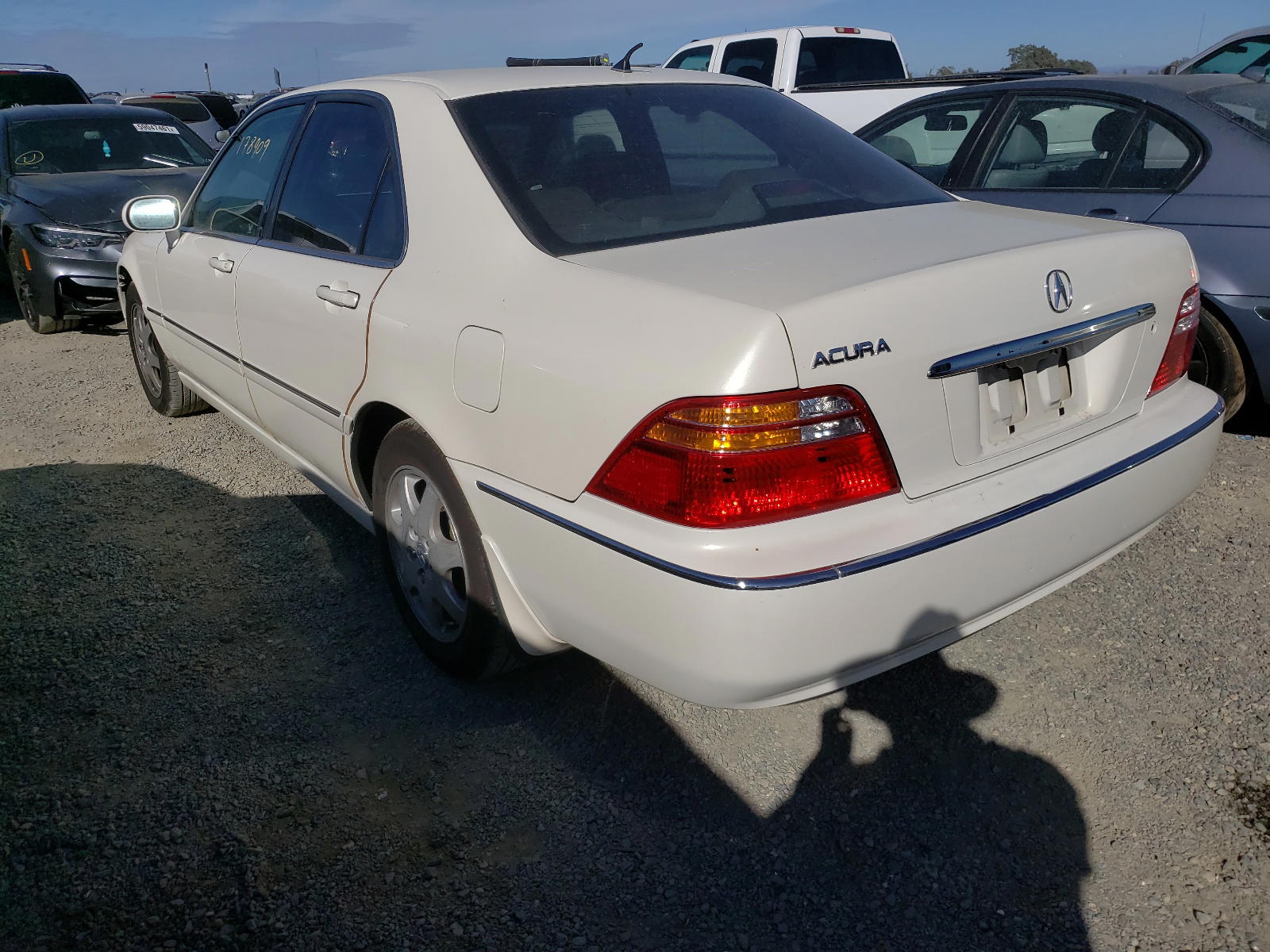 Photo 3 from auction – 2002 ACURA 3.5RL with VIN JH4KA96582C010174