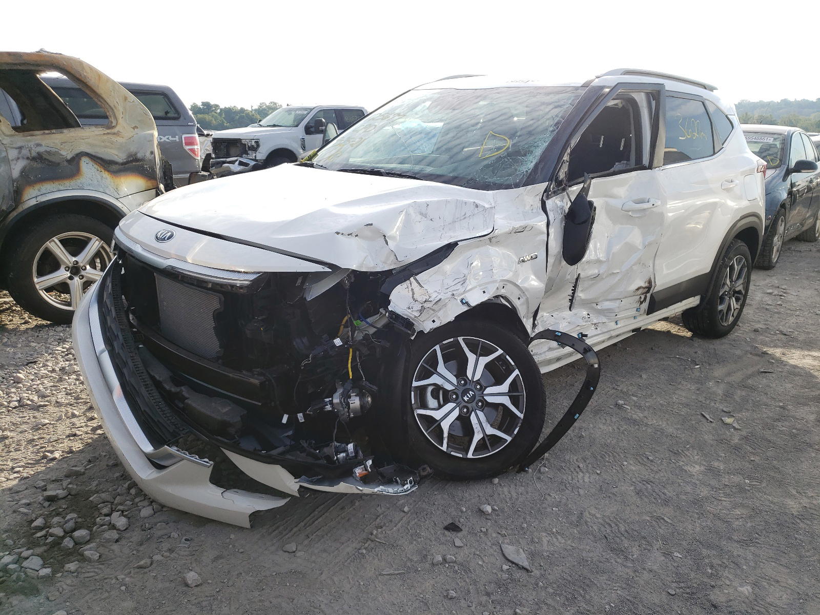 Photo 2 from auction – 2021 KIA SELTOS EX with VIN KNDERCAA5M7164166
