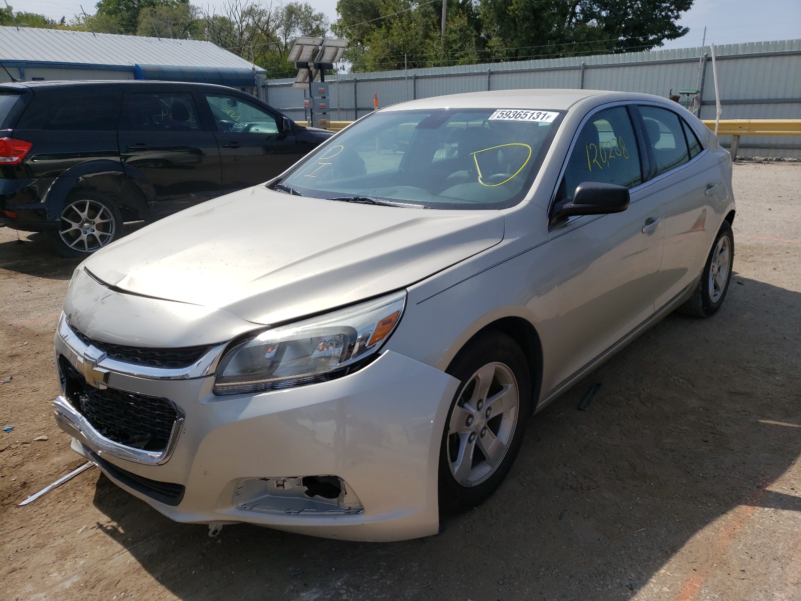 Photo 2 from auction – 2015 CHEVROLET MALIBU LS with VIN 1G11B5SL1FF127468