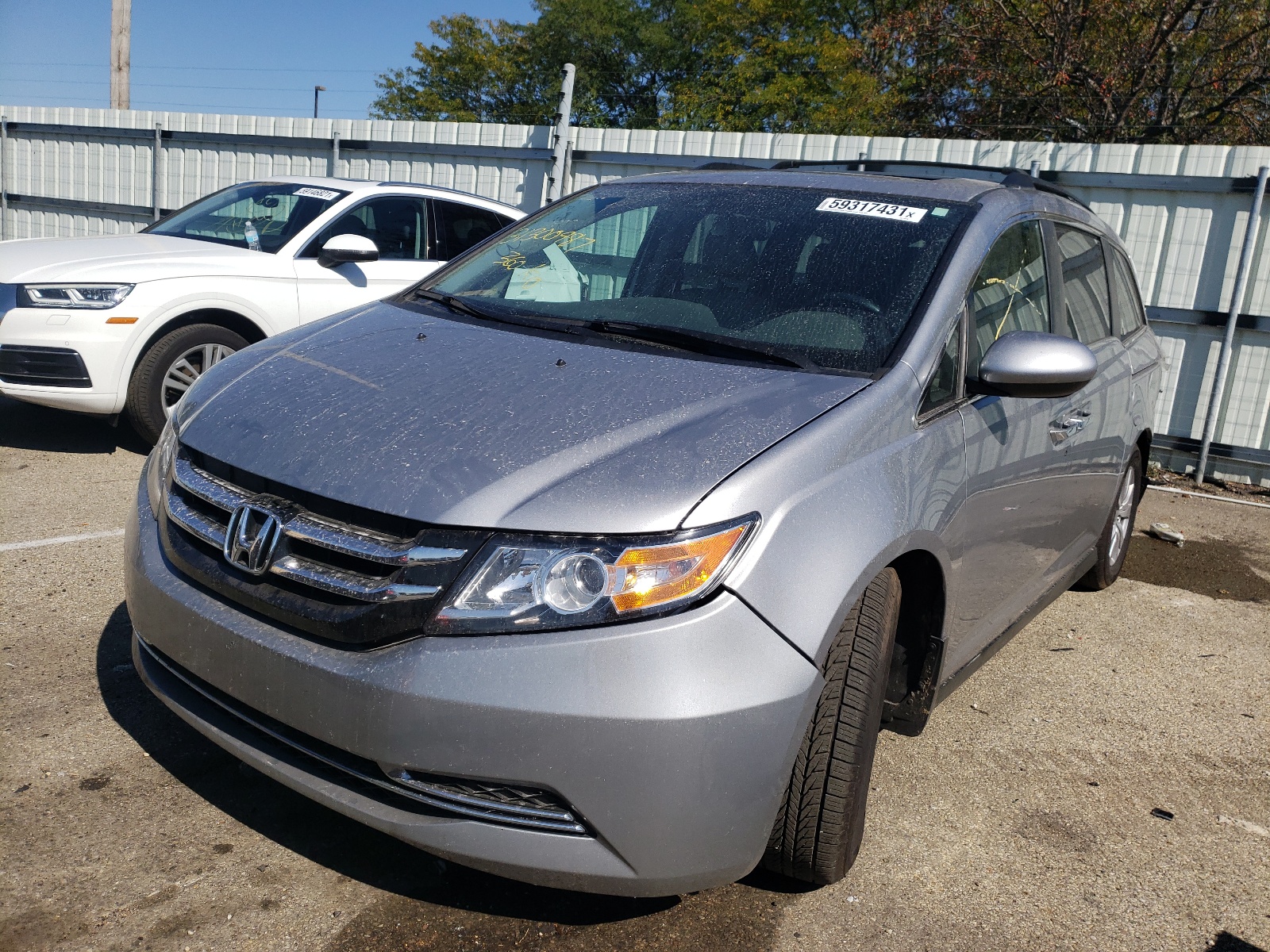 Photo 2 from auction – 2016 HONDA ODYSSEY EX with VIN 5FNRL5H60GB136175