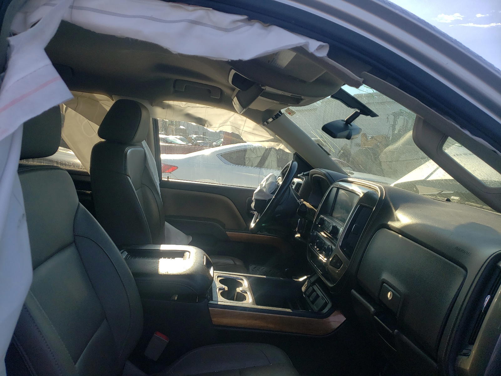 Photo 5 from auction – 2018 CHEVROLET SILVERADO with VIN 3GCUKSECXJG621544