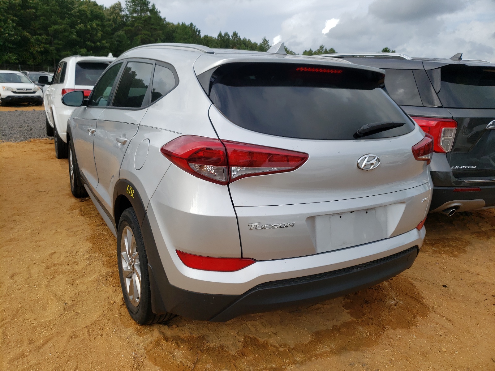 Photo 3 from auction – 2017 HYUNDAI TUCSON LIM with VIN KM8J3CA4XHU531172