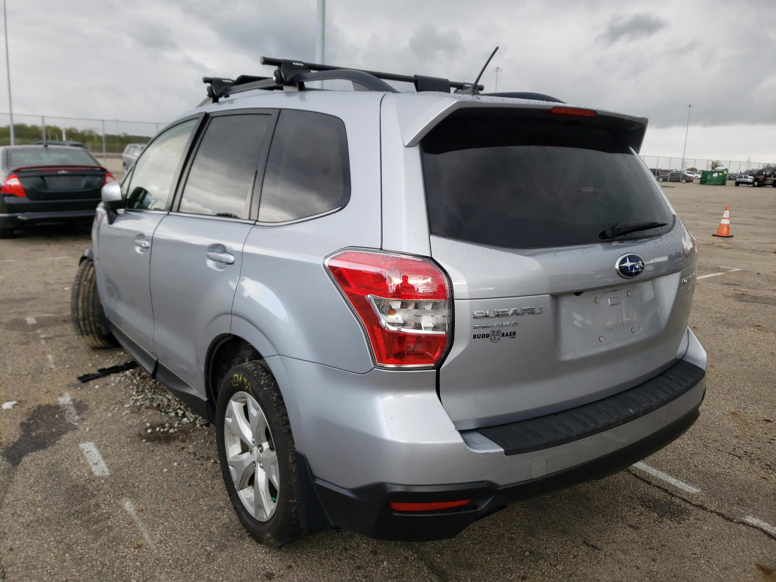 Photo 3 from auction – 2015 SUBARU FORESTER with VIN JF2SJARC1FH563157