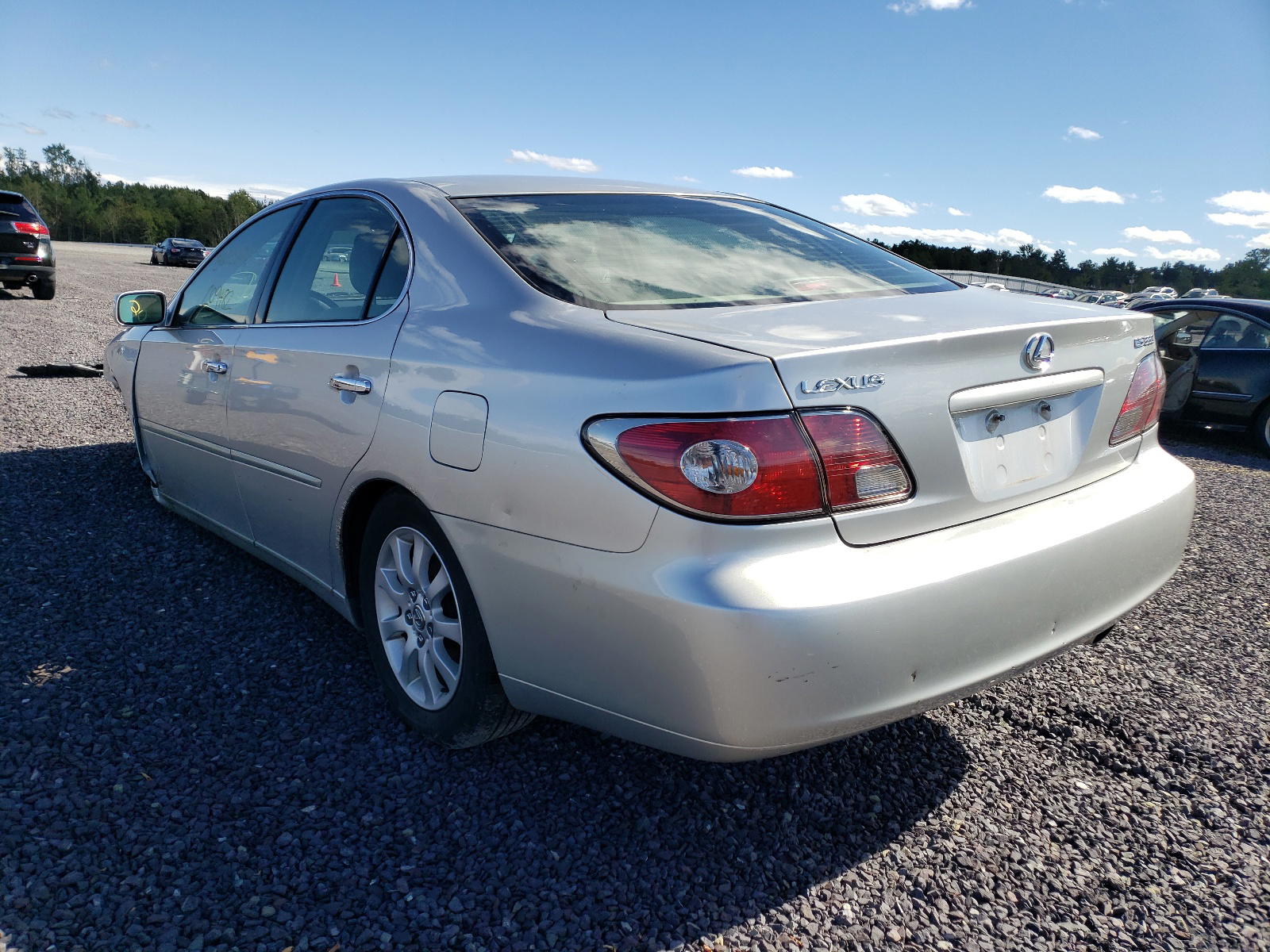 Photo 3 from auction – 2004 LEXUS ES 330 with VIN JTHBA30G445013300