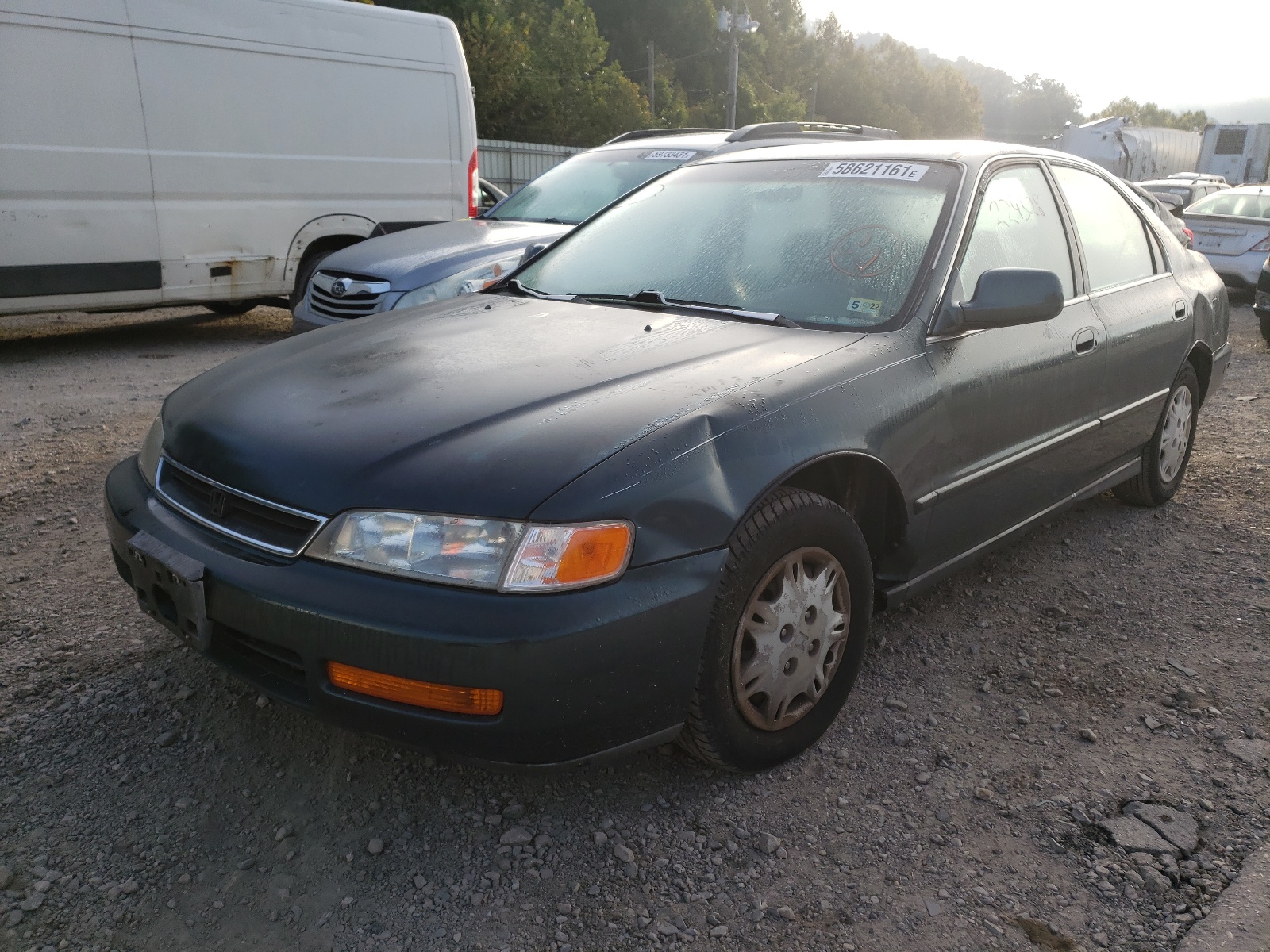 Photo 2 from auction – 1997 HONDA ACCORD VAL with VIN 1HGCD5689VA146766