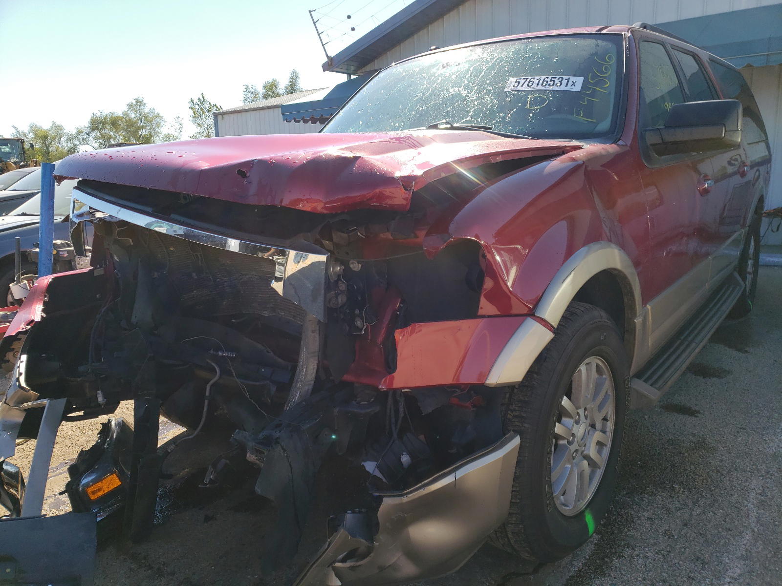 Photo 2 from auction – 2014 FORD EXPEDITION with VIN 1FMJK1J50EEF44566
