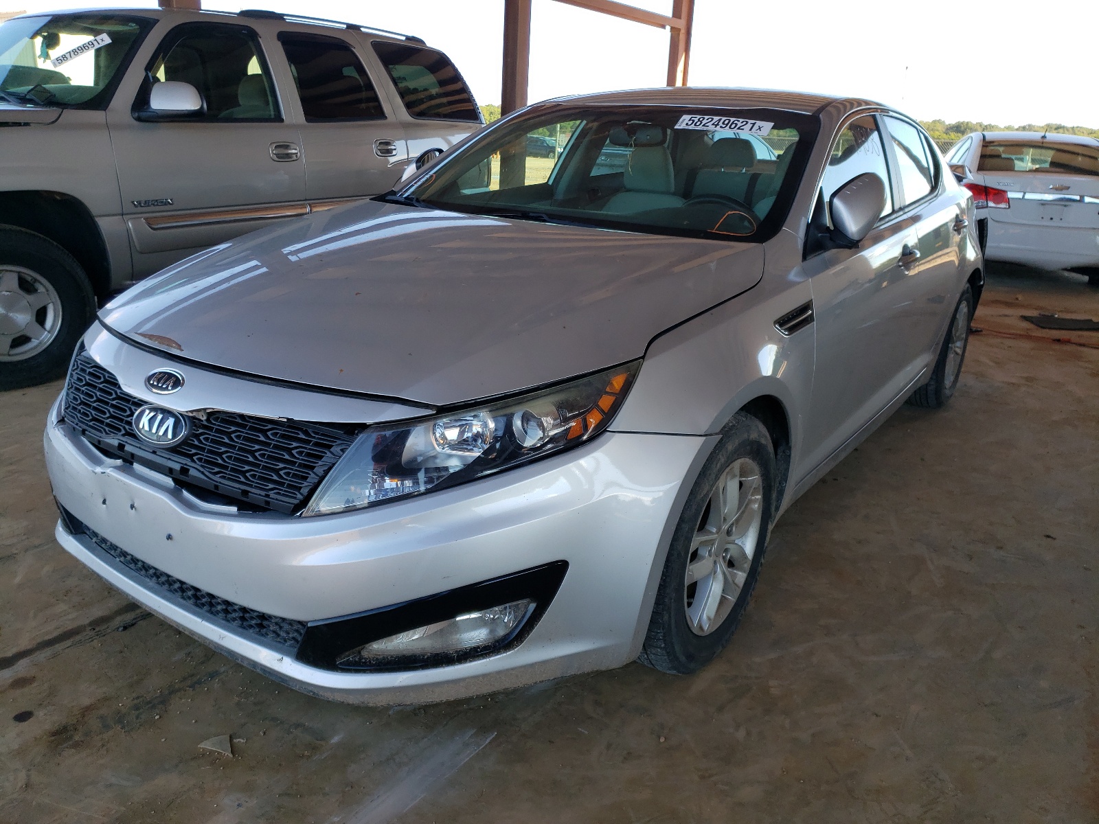 Zdjęcie 2 z aukcji – 2012 KIA OPTIMA LX z VIN 5XXGM4A75CG060039