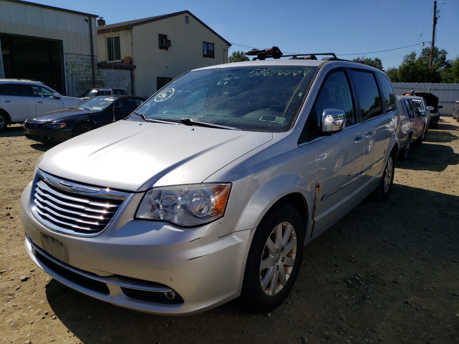 Photo 2 from auction – 2012 CHRYSLER TOWN & COU with VIN 2C4RC1CG9CR124999