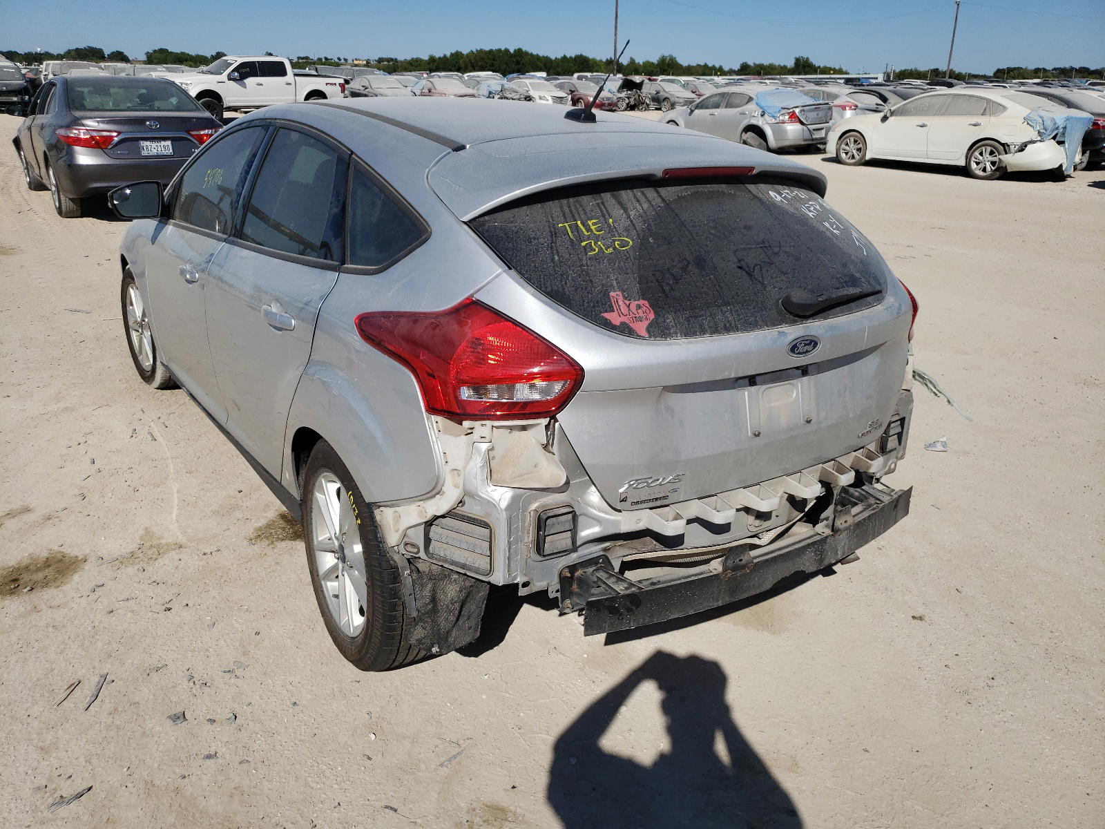 Photo 3 from auction – 2015 FORD FOCUS SE with VIN 1FADP3K25FL234967