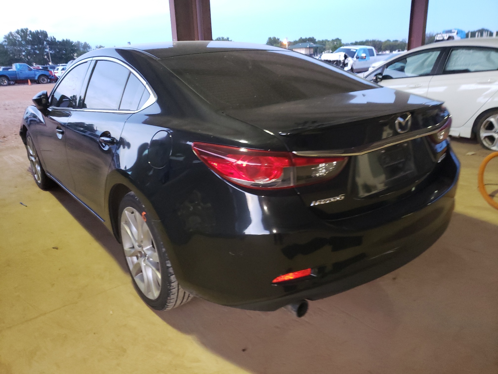 Photo 3 from auction – 2014 MAZDA 6 TOURING with VIN JM1GJ1V61E1132023