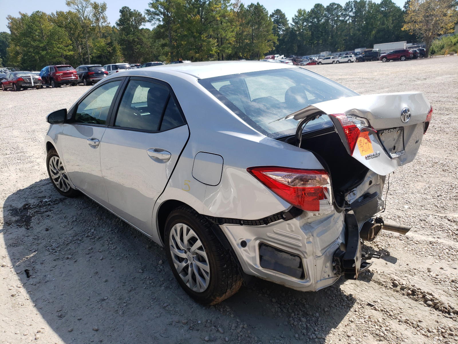 Photo 3 from auction – 2018 TOYOTA COROLLA L with VIN 2T1BURHEXJC018725