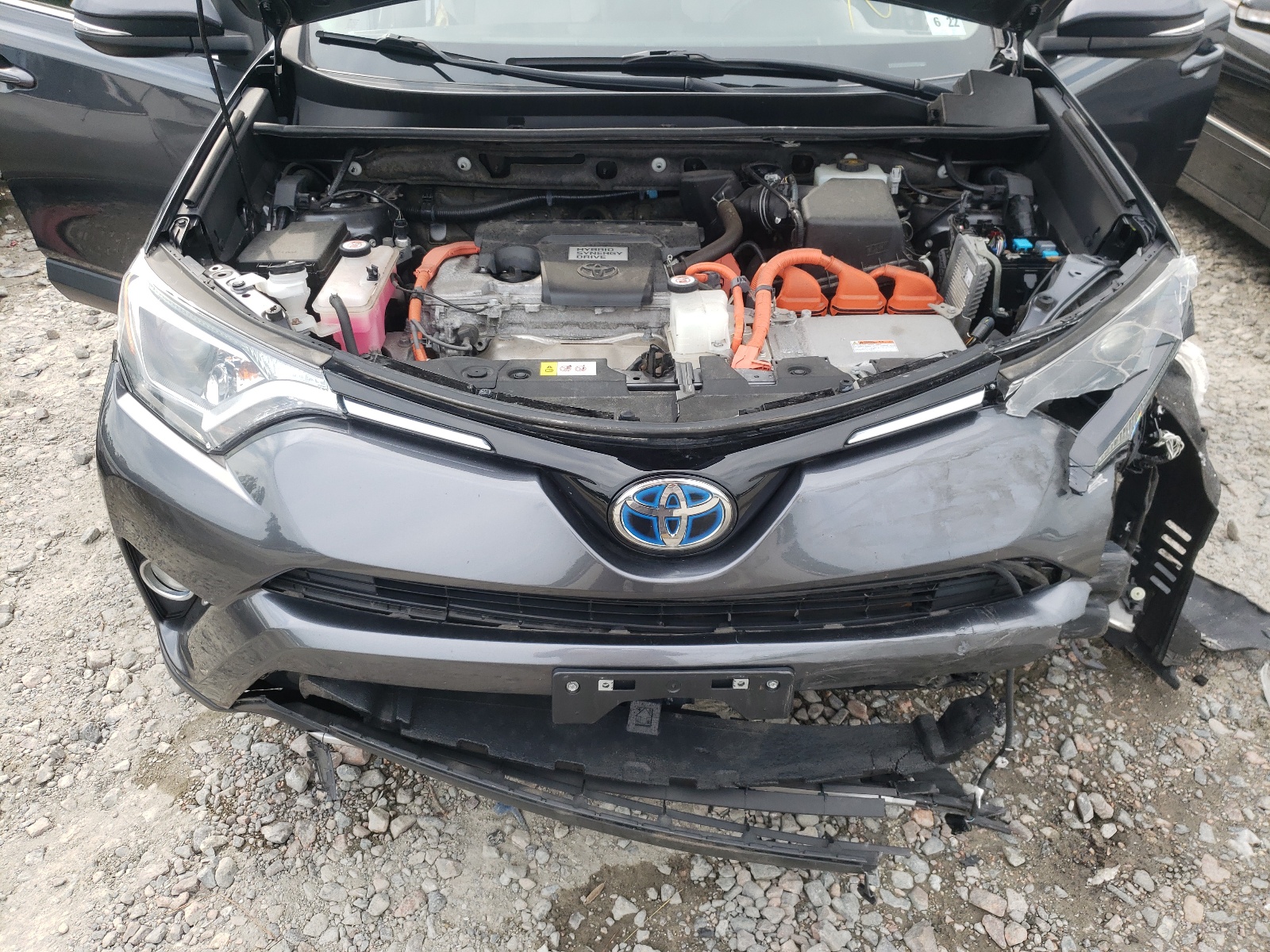 Photo 7 from auction – 2017 TOYOTA RAV4 HV LE with VIN JTMRJREV5HD079649