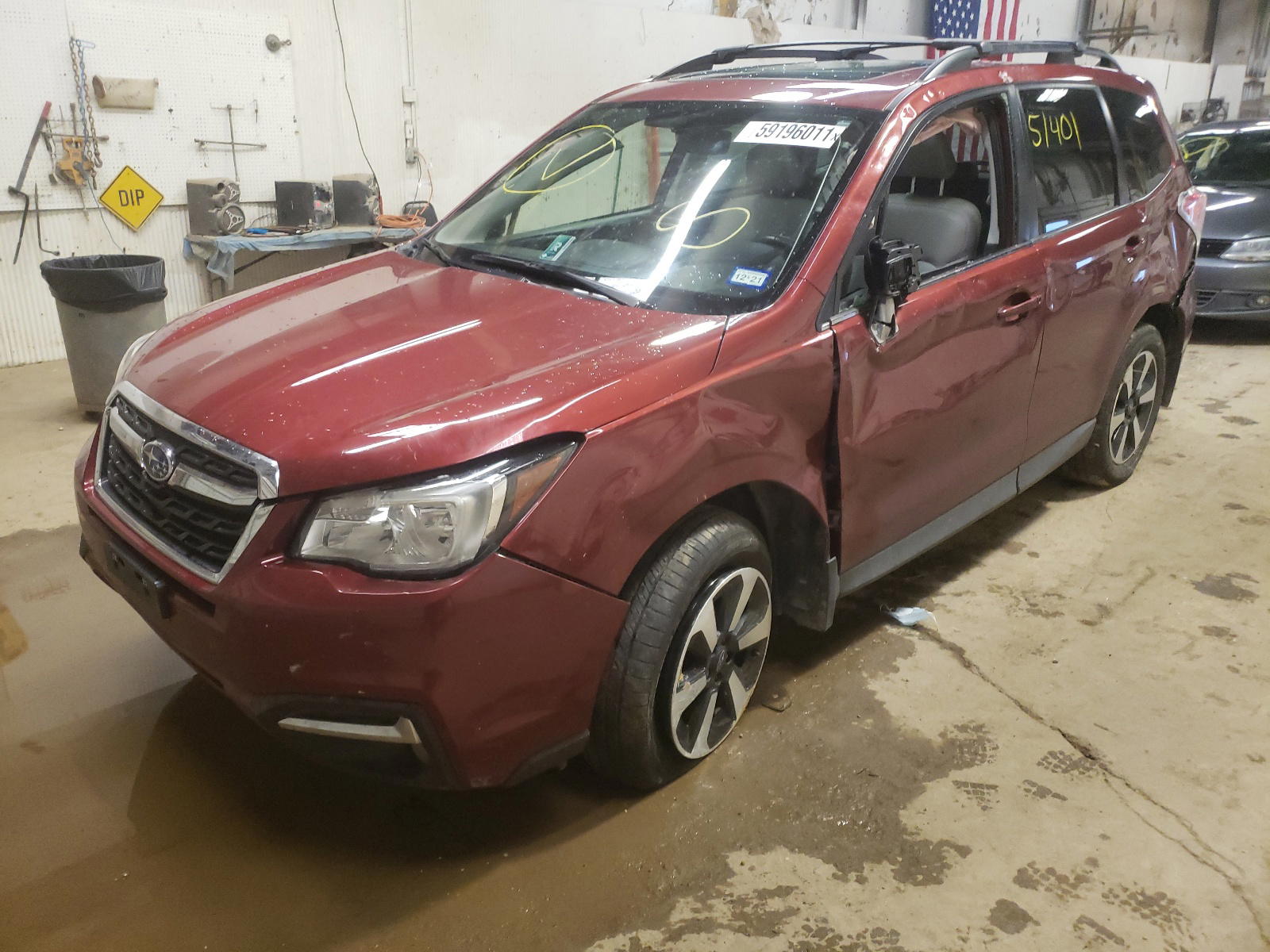 Photo 2 from auction – 2017 SUBARU FORESTER 2 with VIN JF2SJAJC1HH492685