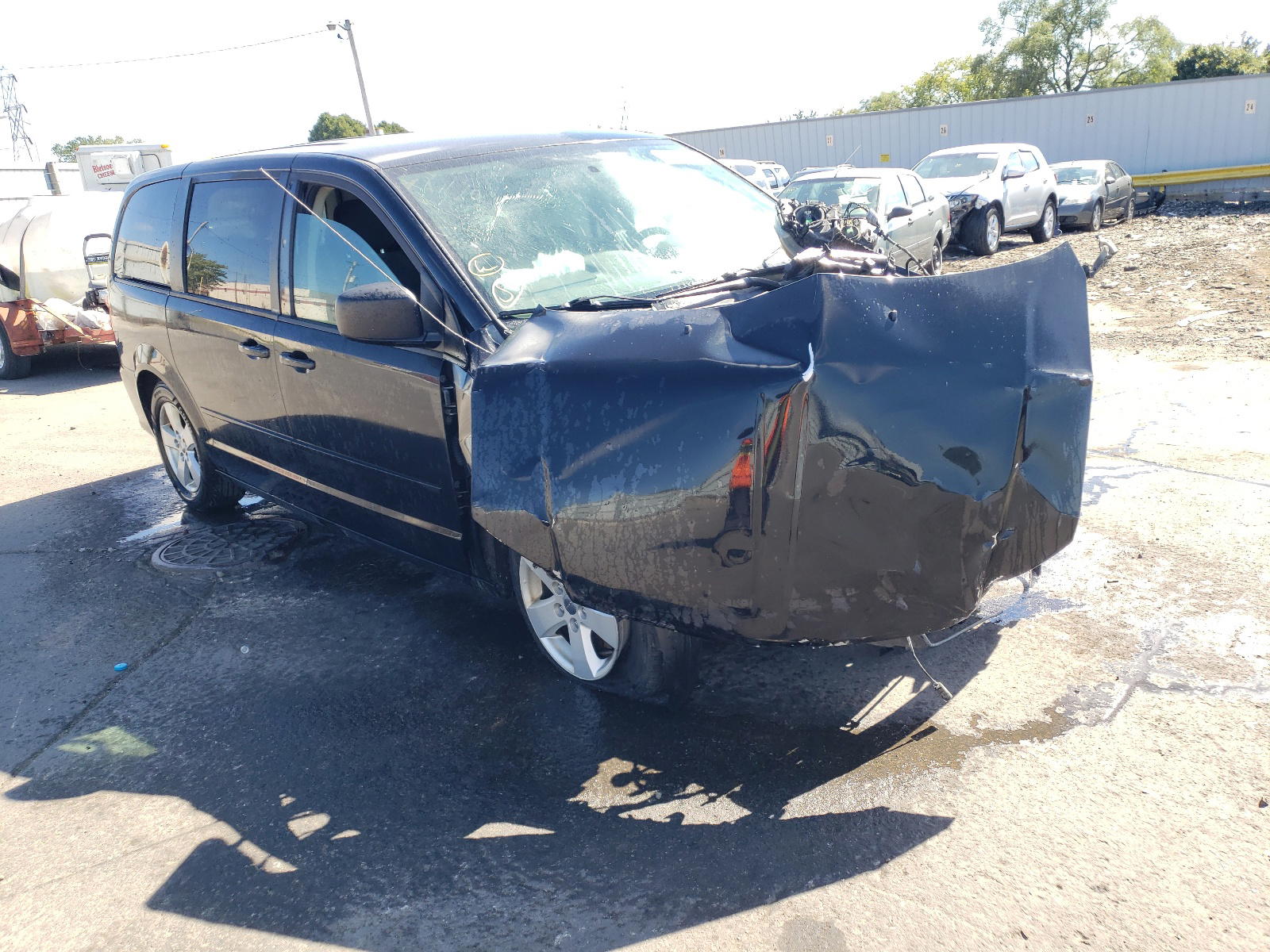 DODGE GRAND CARA 2013 with VIN 2C4RDGBG8DR757822 - Photo from auction