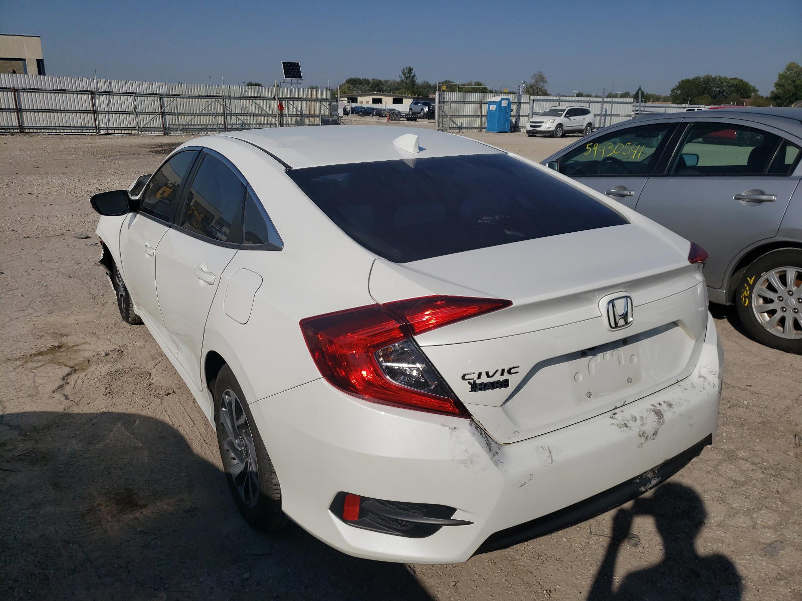 Photo 3 from auction – 2017 HONDA CIVIC EX with VIN 19XFC2F79HE004813