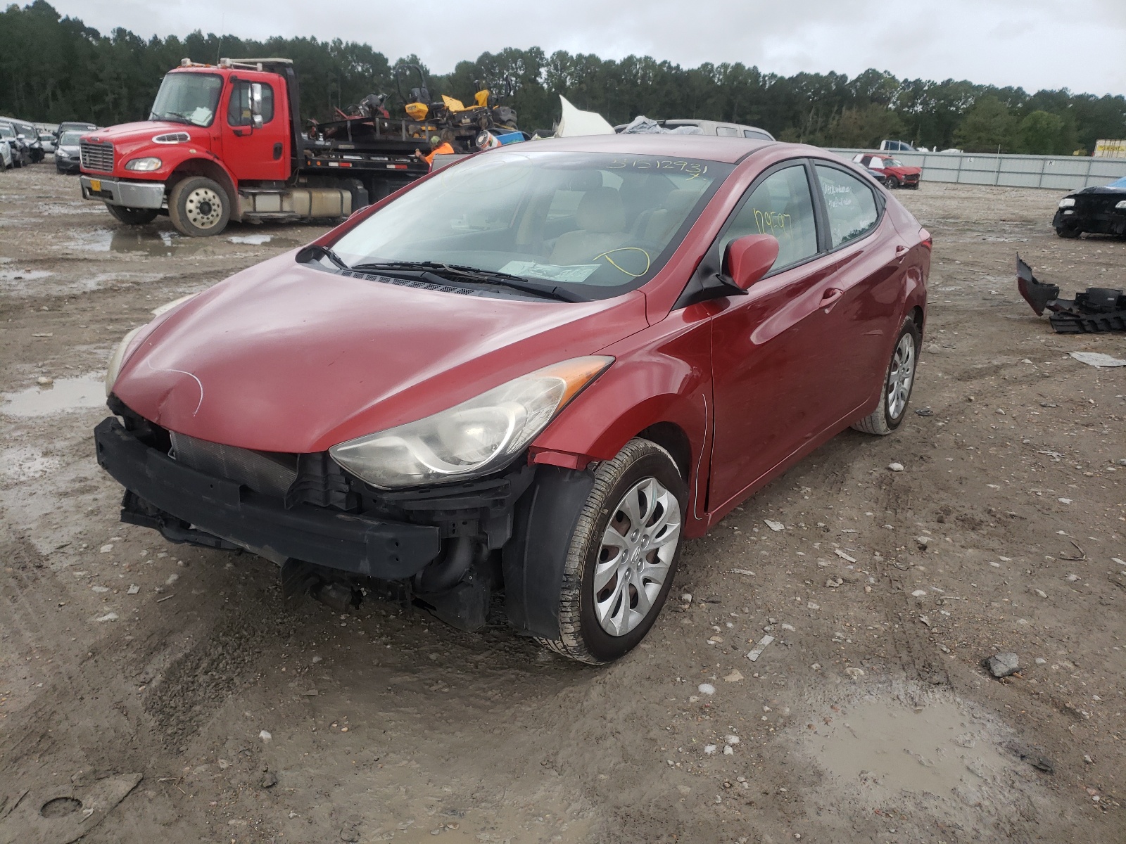 Photo 2 from auction – 2012 HYUNDAI ELANTRA GL with VIN KMHDH4AE0CU296335