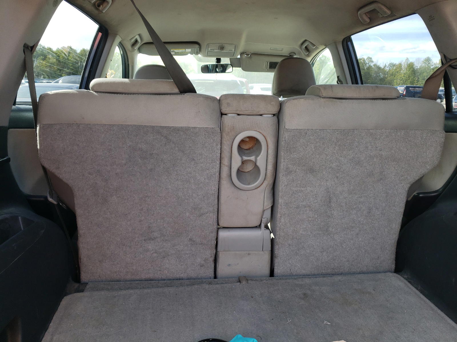 Photo 9 from auction – 2009 TOYOTA RAV4 with VIN JTMZF33V89D000445