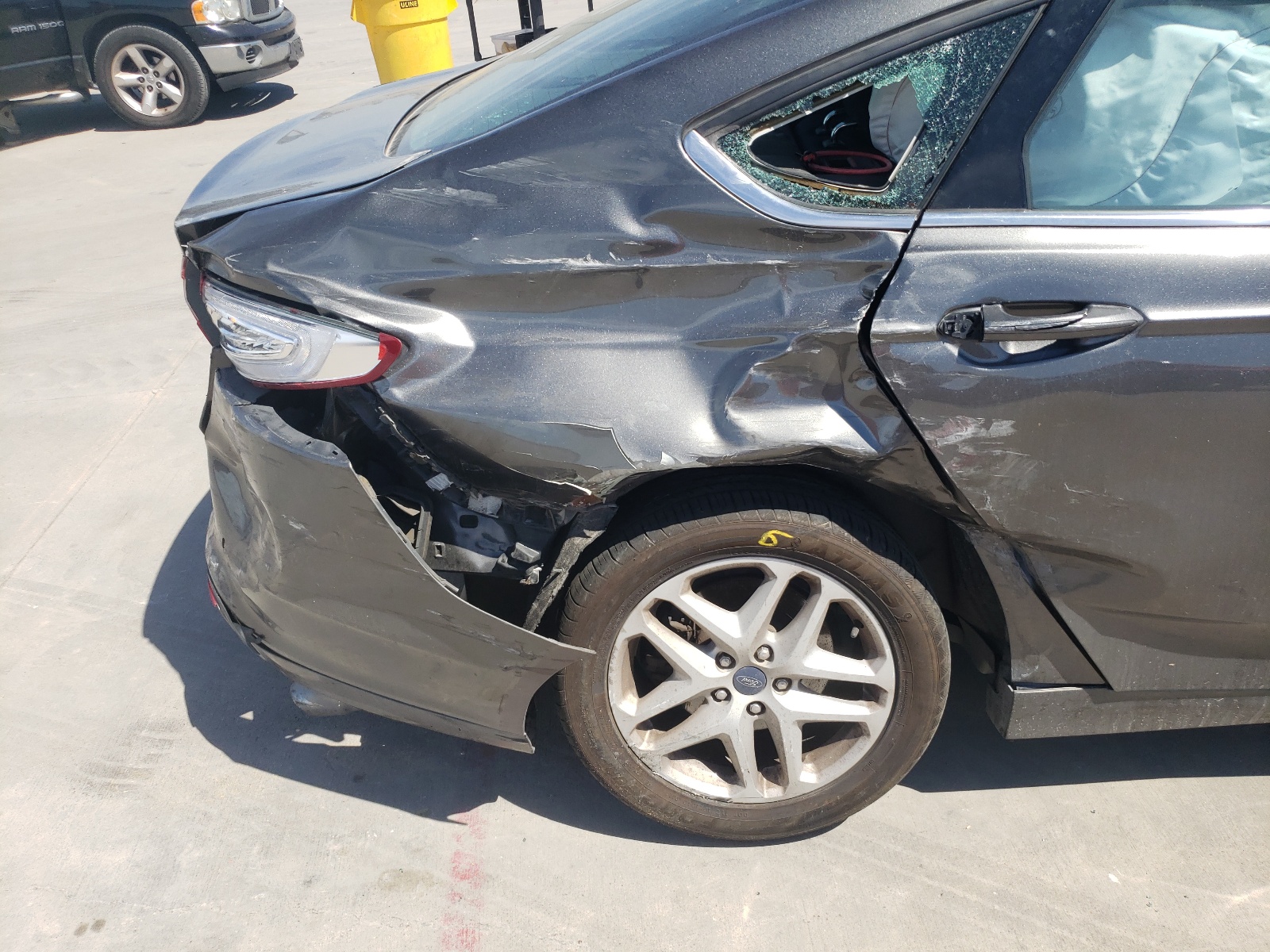 Photo 9 from auction – 2016 FORD FUSION SE with VIN 3FA6P0H79GR269444