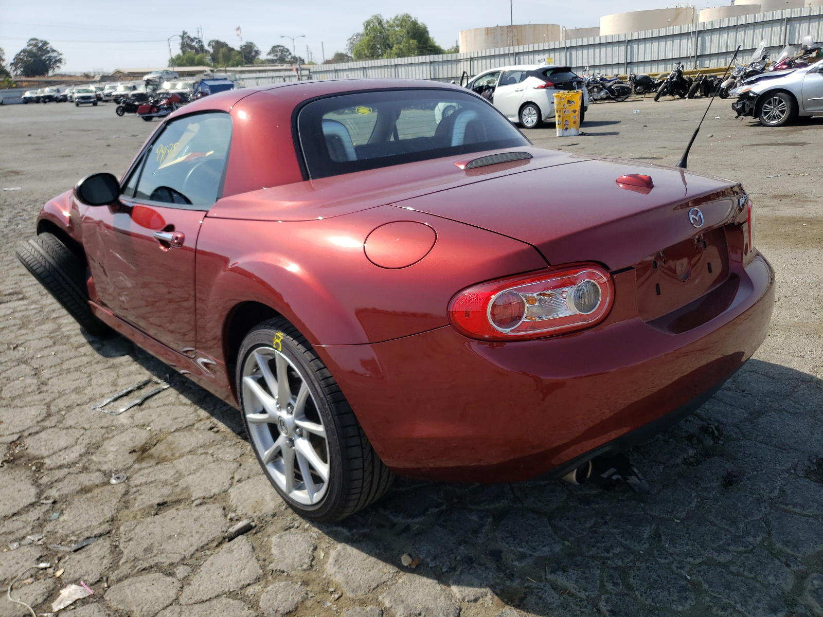Photo 3 from auction – 2011 MAZDA MX-5 MIATA with VIN JM1NC2PF9B0218606