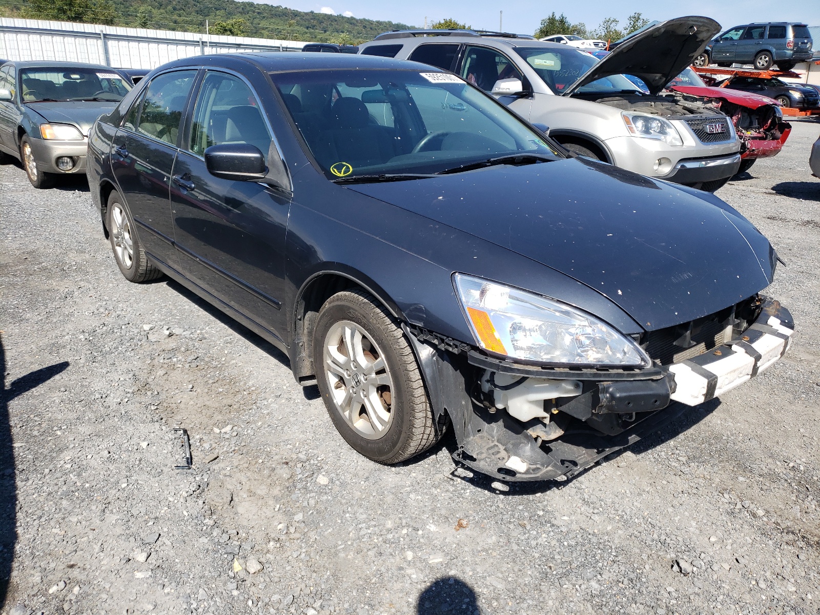 Photo 1 from auction – 2006 HONDA ACCORD with VIN JHMCM567X6C007370