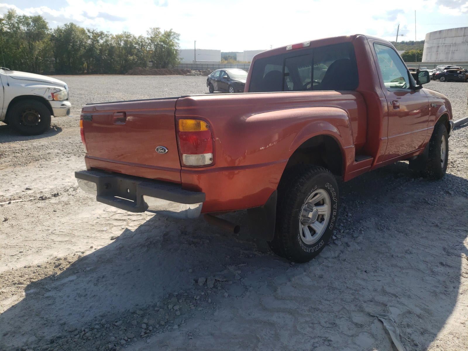 Photo 4 from auction – 1998 FORD RANGER with VIN 1FTYR10C3WPB58728