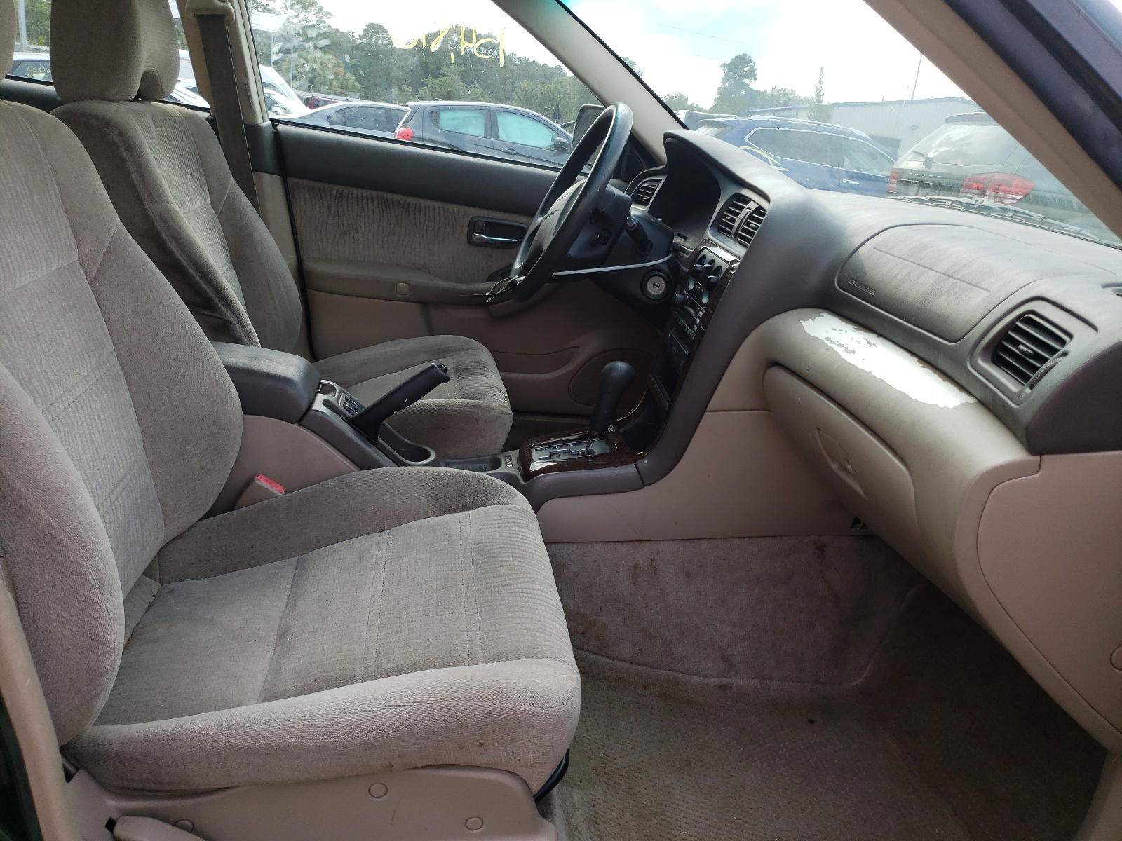 Photo 5 from auction – 2000 SUBARU LEGACY OUT with VIN 4S3BH6753Y7650286