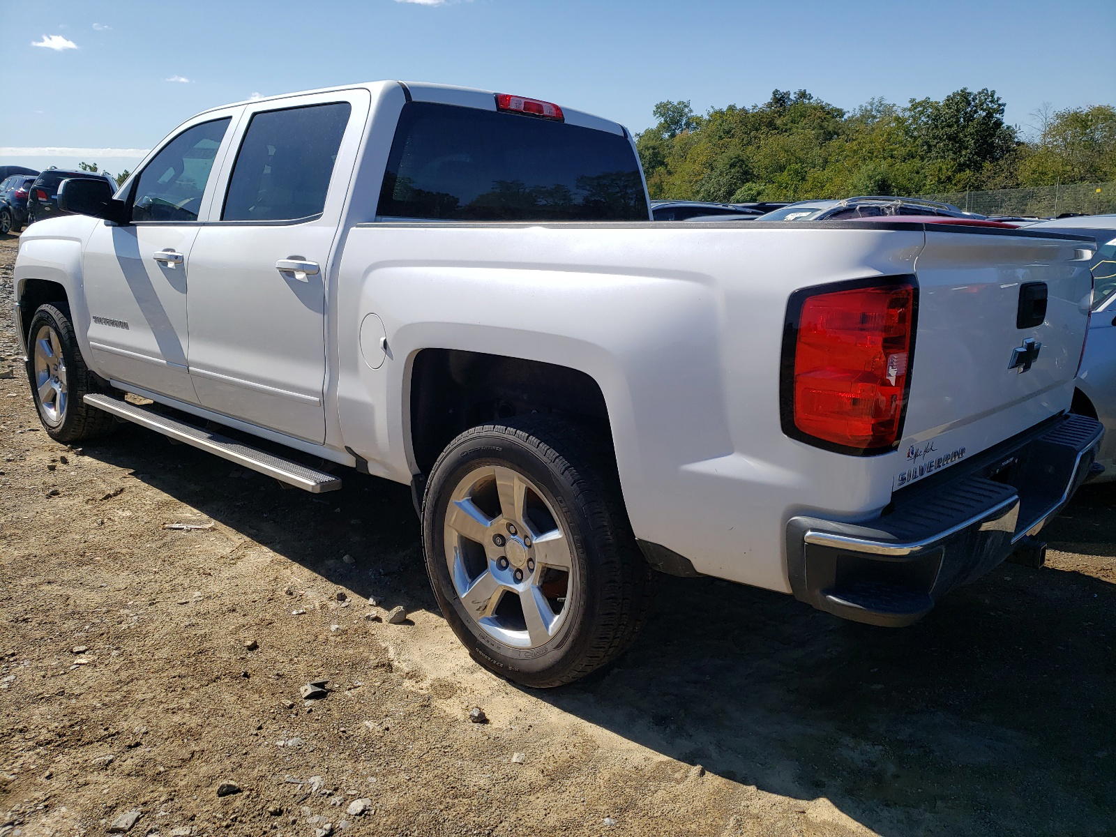 Photo 3 from auction – 2017 CHEVROLET SILVERADO with VIN 3GCPCREC8HG234763
