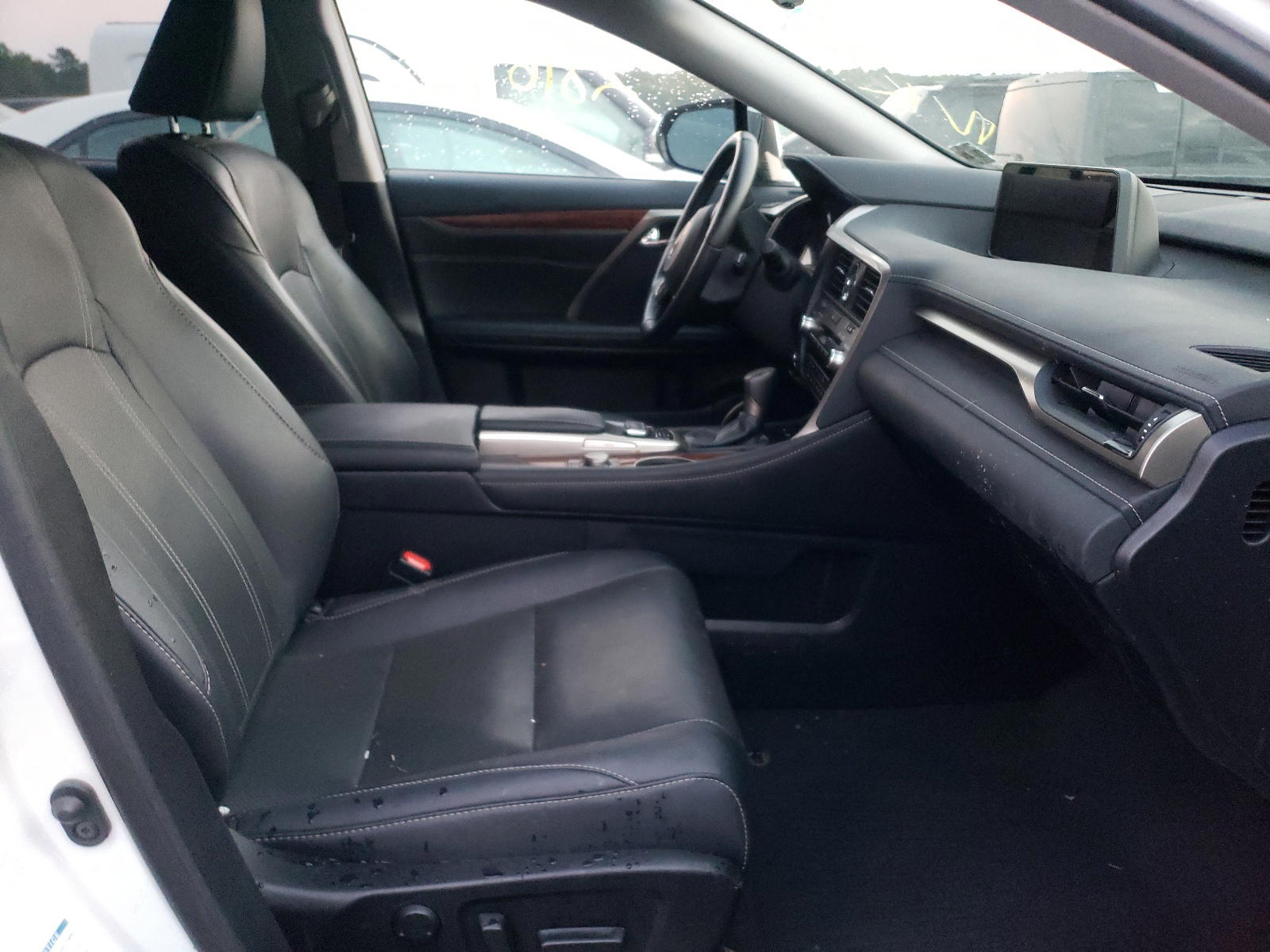 Photo 5 from auction – 2019 LEXUS RX 350 BAS with VIN JTJBZMCA2K2039123