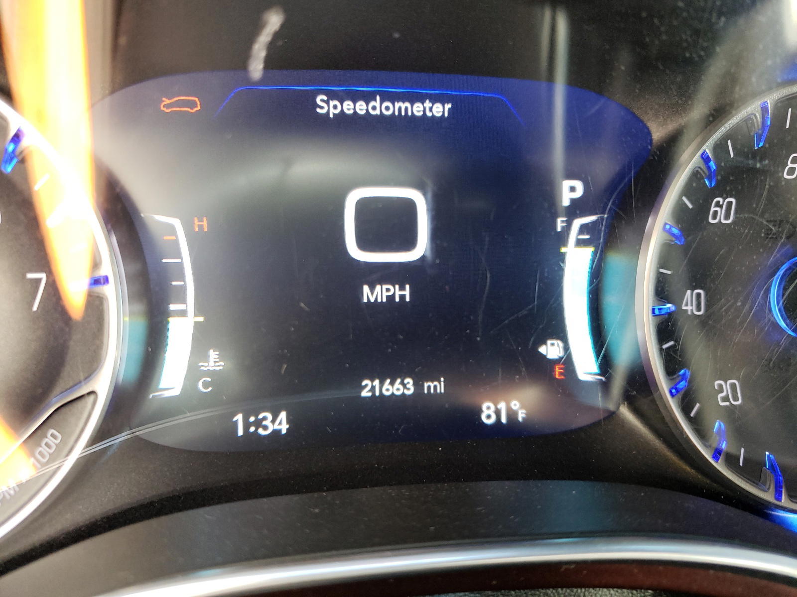Photo 8 from auction – 2020 CHRYSLER PACIFICA L with VIN 2C4RC1GG1LR187105